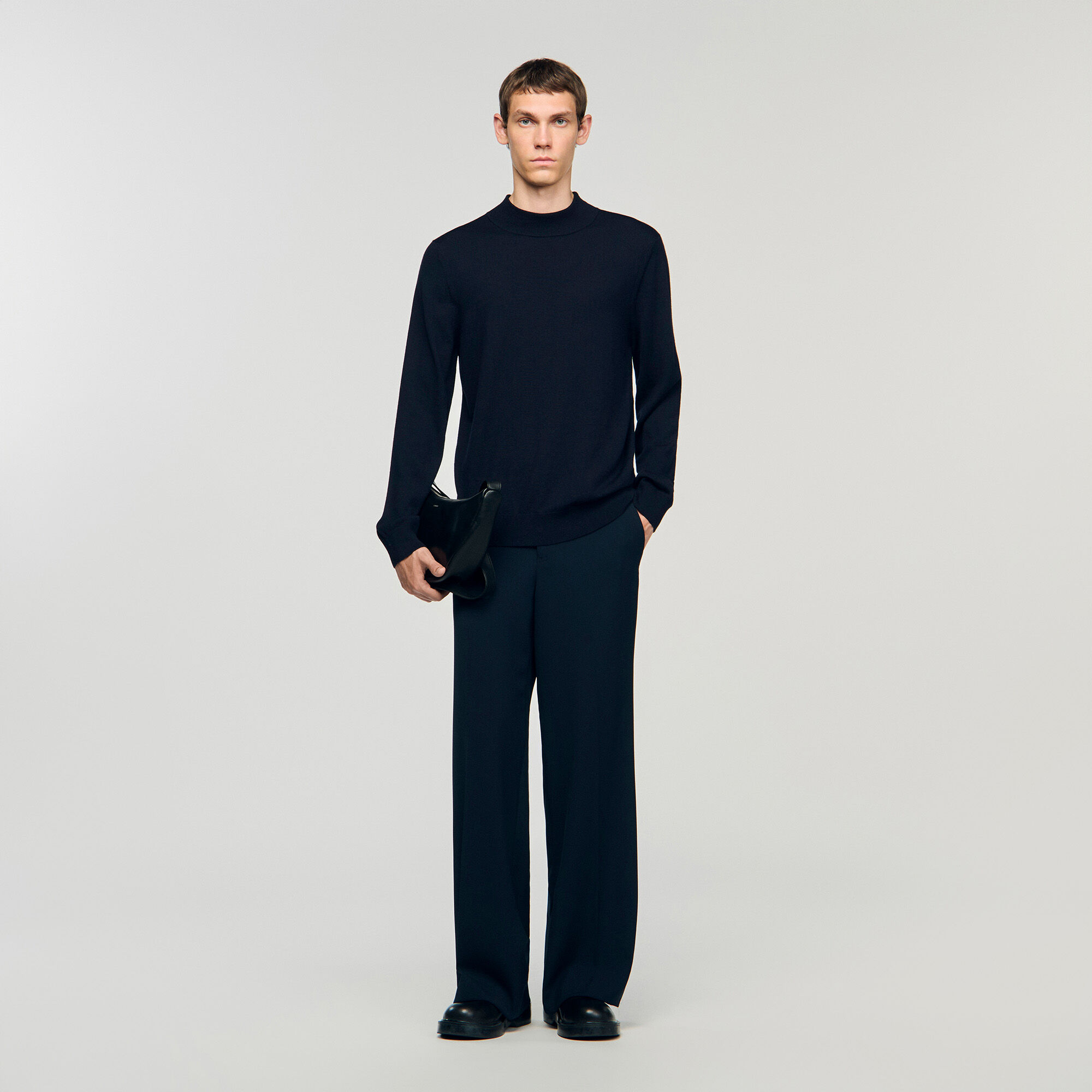 Pull en laine &agrave; col montant