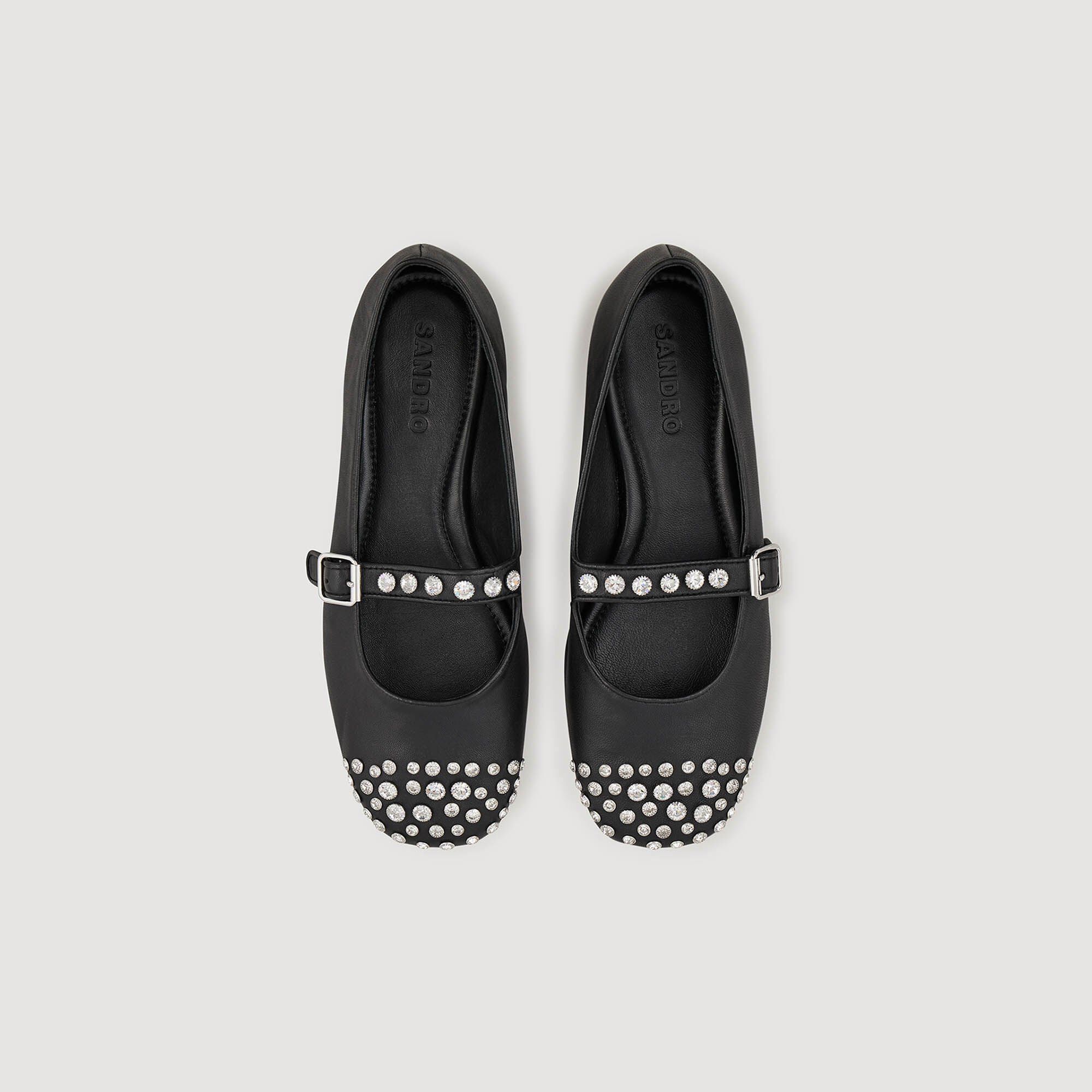 Ballerines en cuir ornées de strass