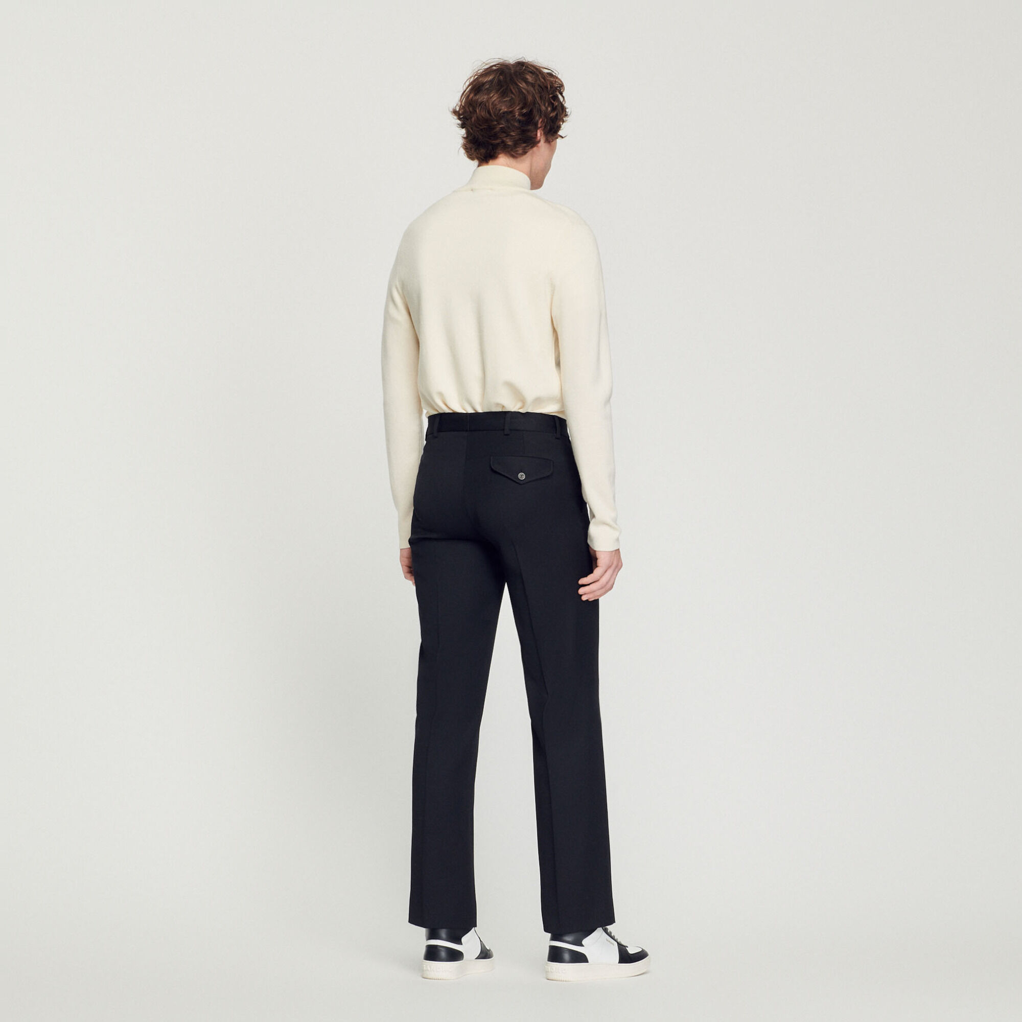 Pantalon de costume à coupe large