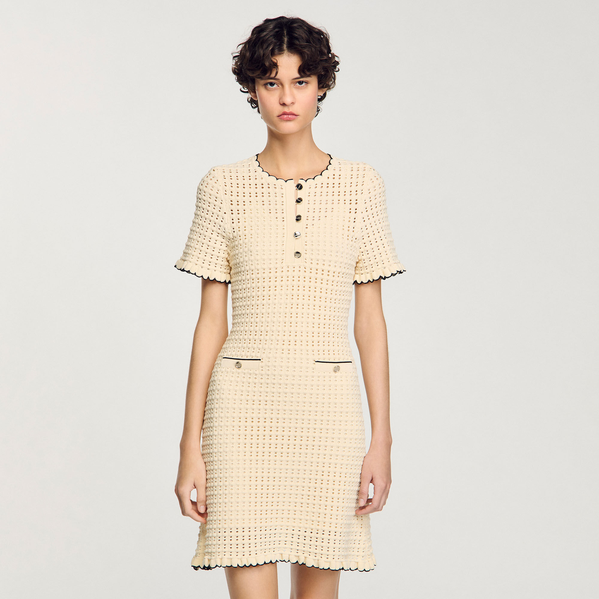 Robe courte en maille 