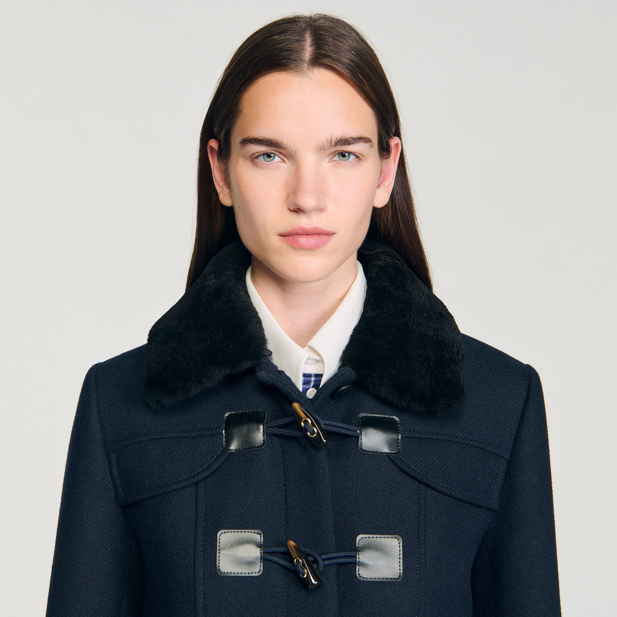 Manteau long avec col en peau lainée