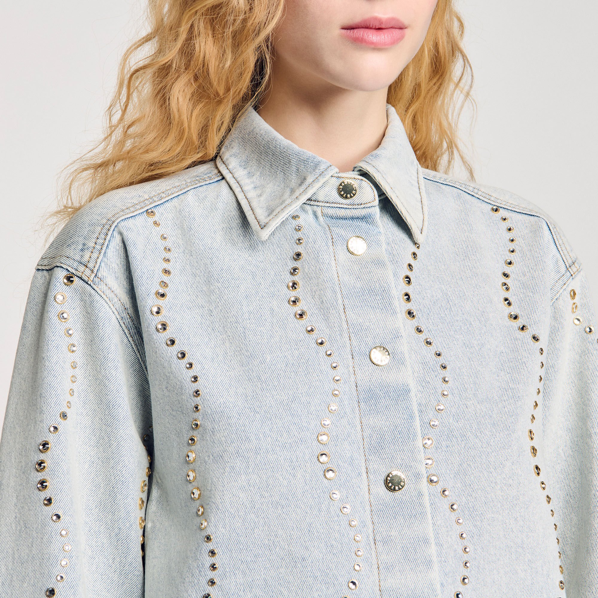Chemise en jean strassée