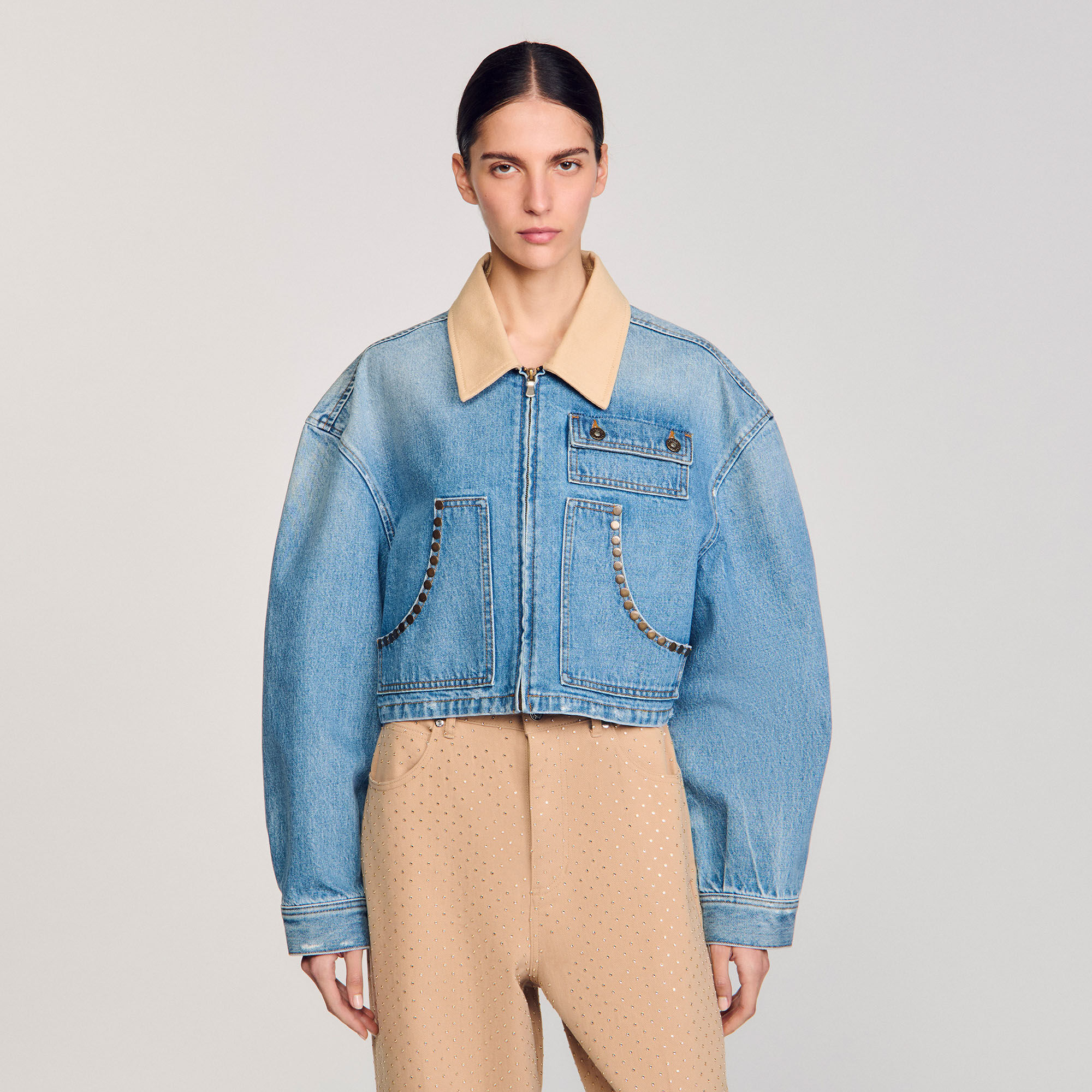 Blouson en jean à studs