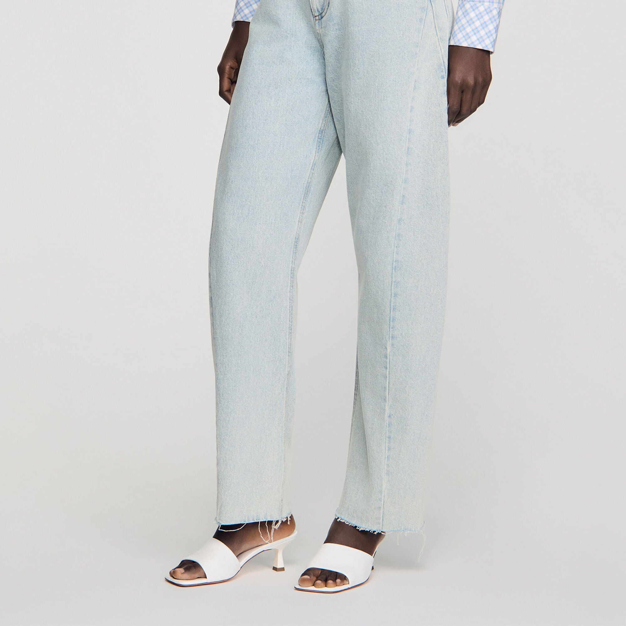 Mules &agrave; talon en cuir lisse