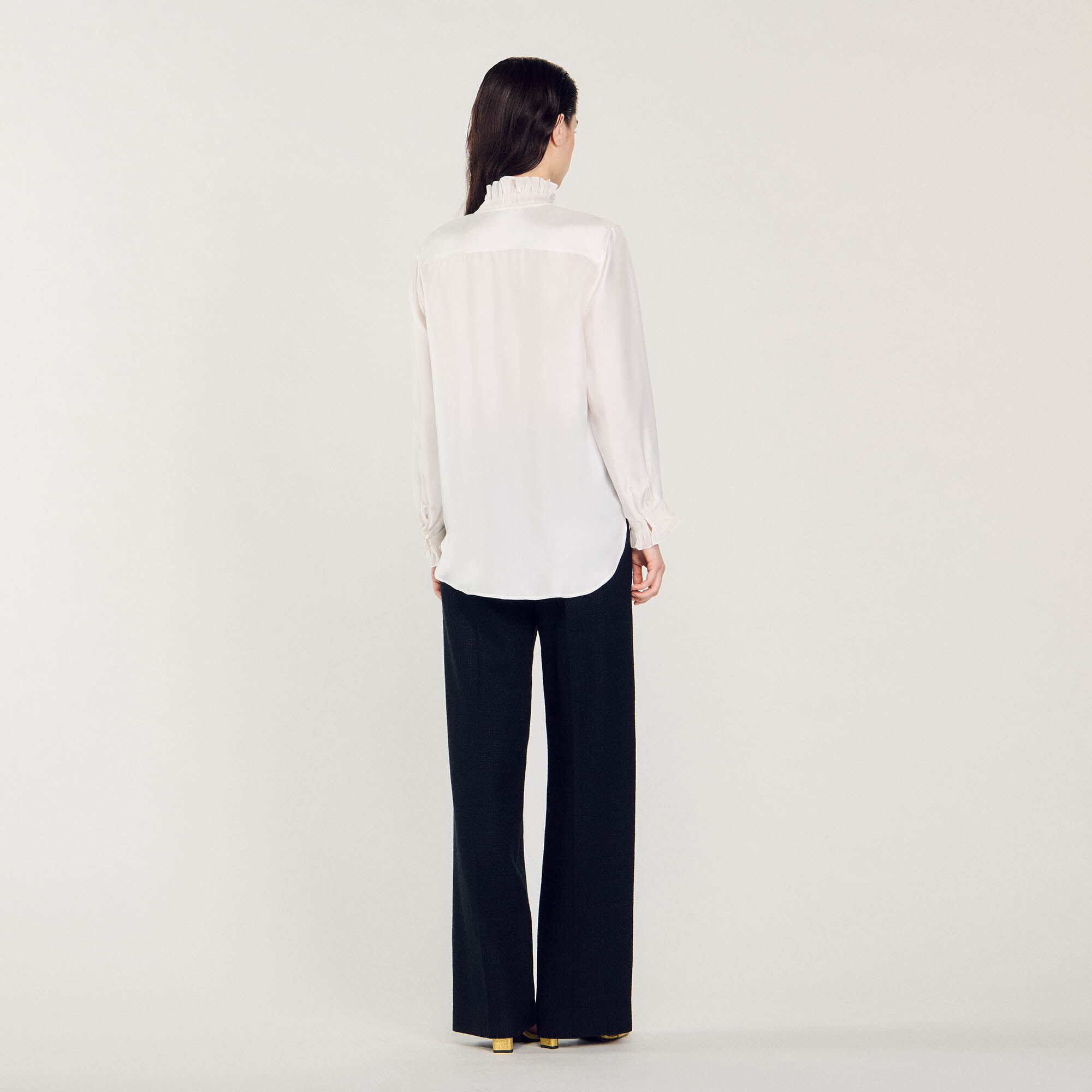 Chemise en soie à col froncé