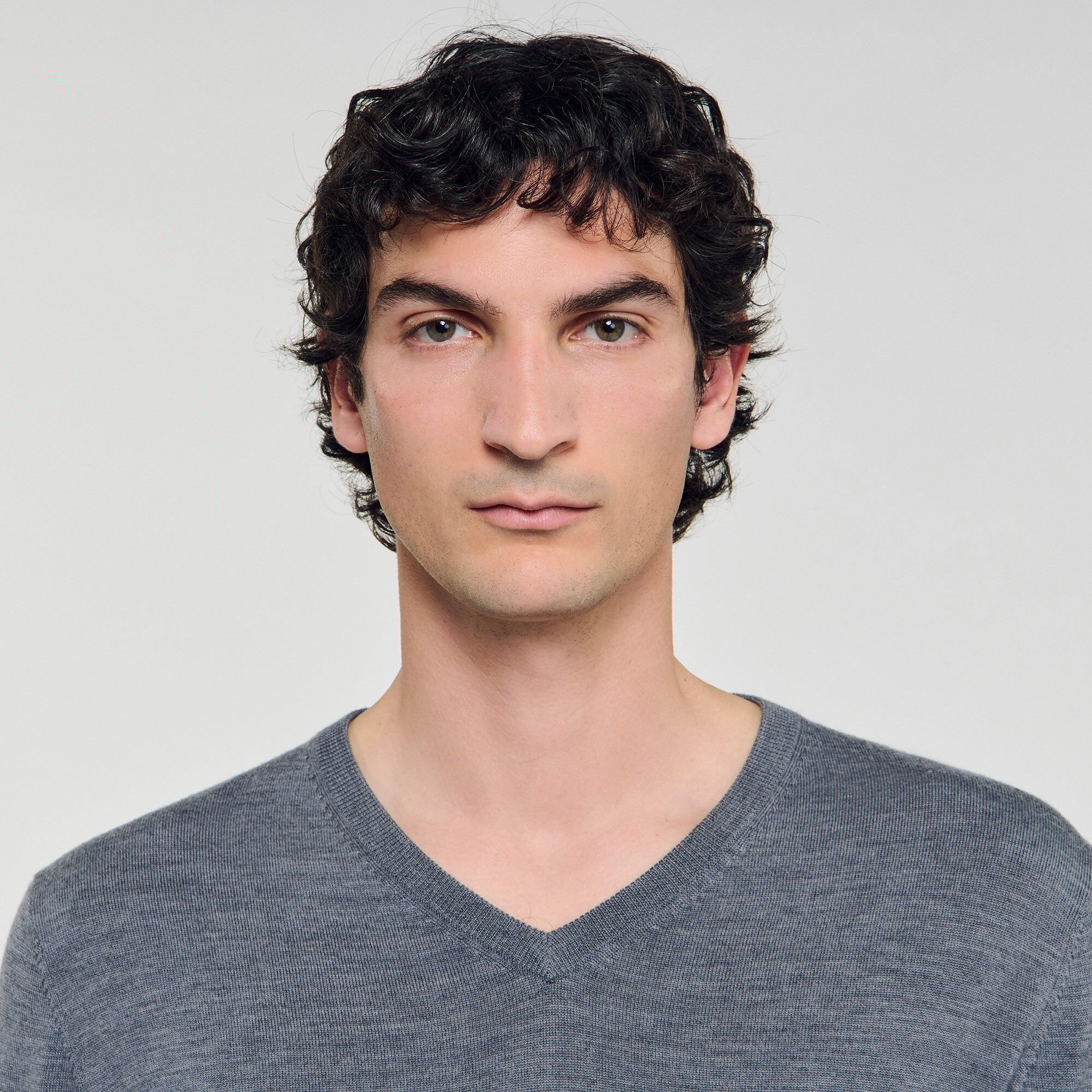 Pull en laine col V