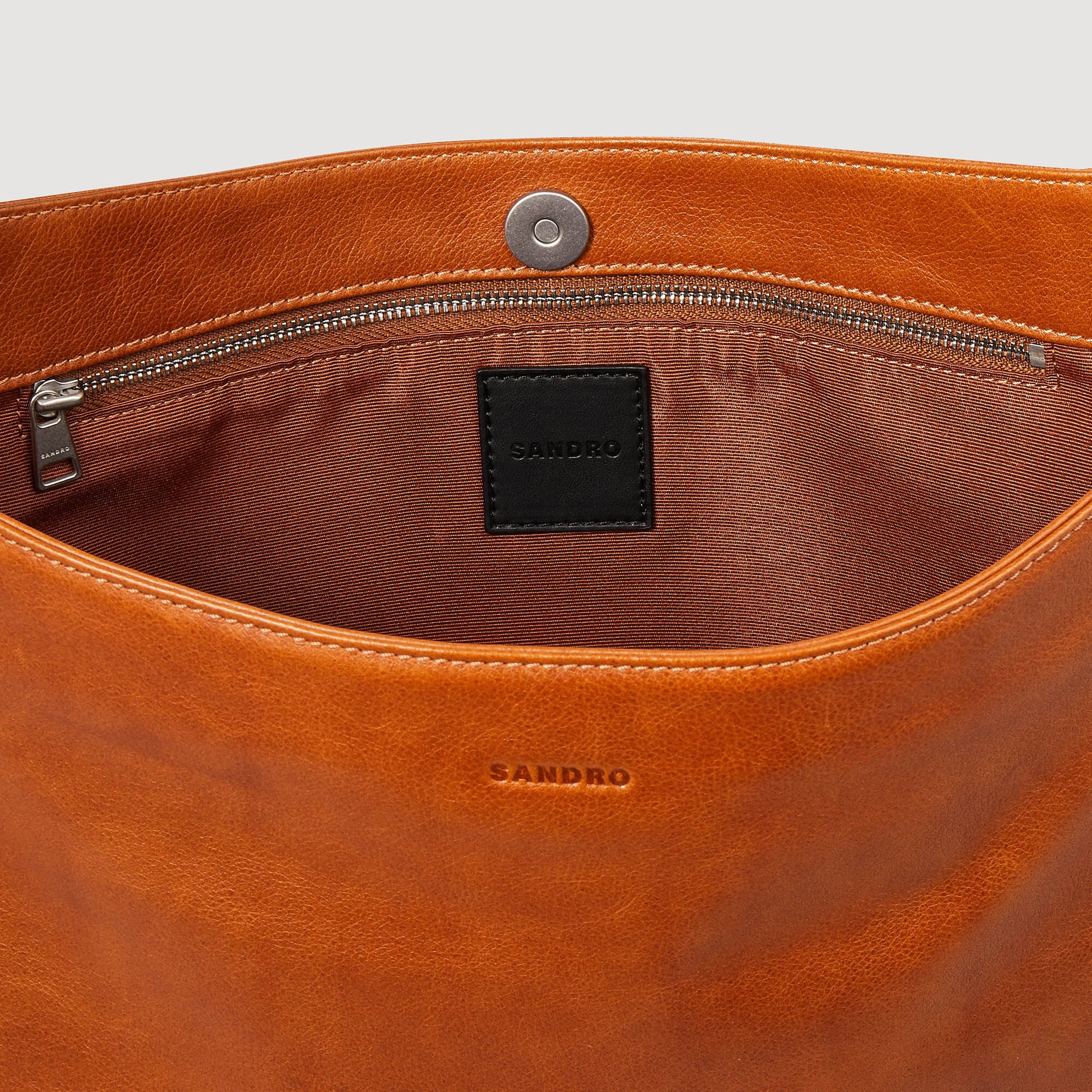 Besace en cuir grainé 