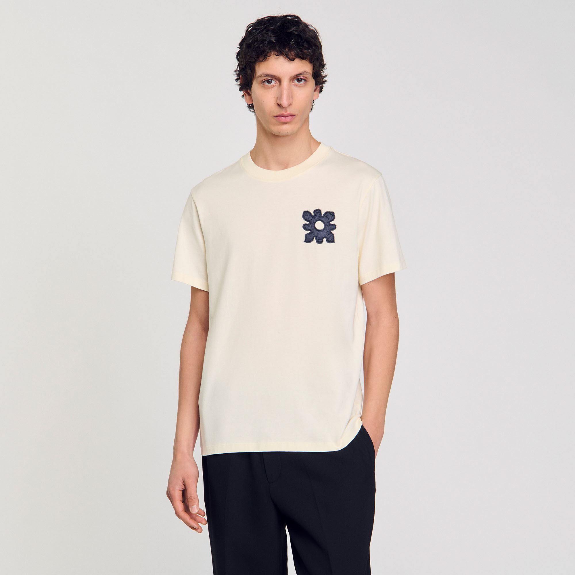 T-shirt à détail fleur