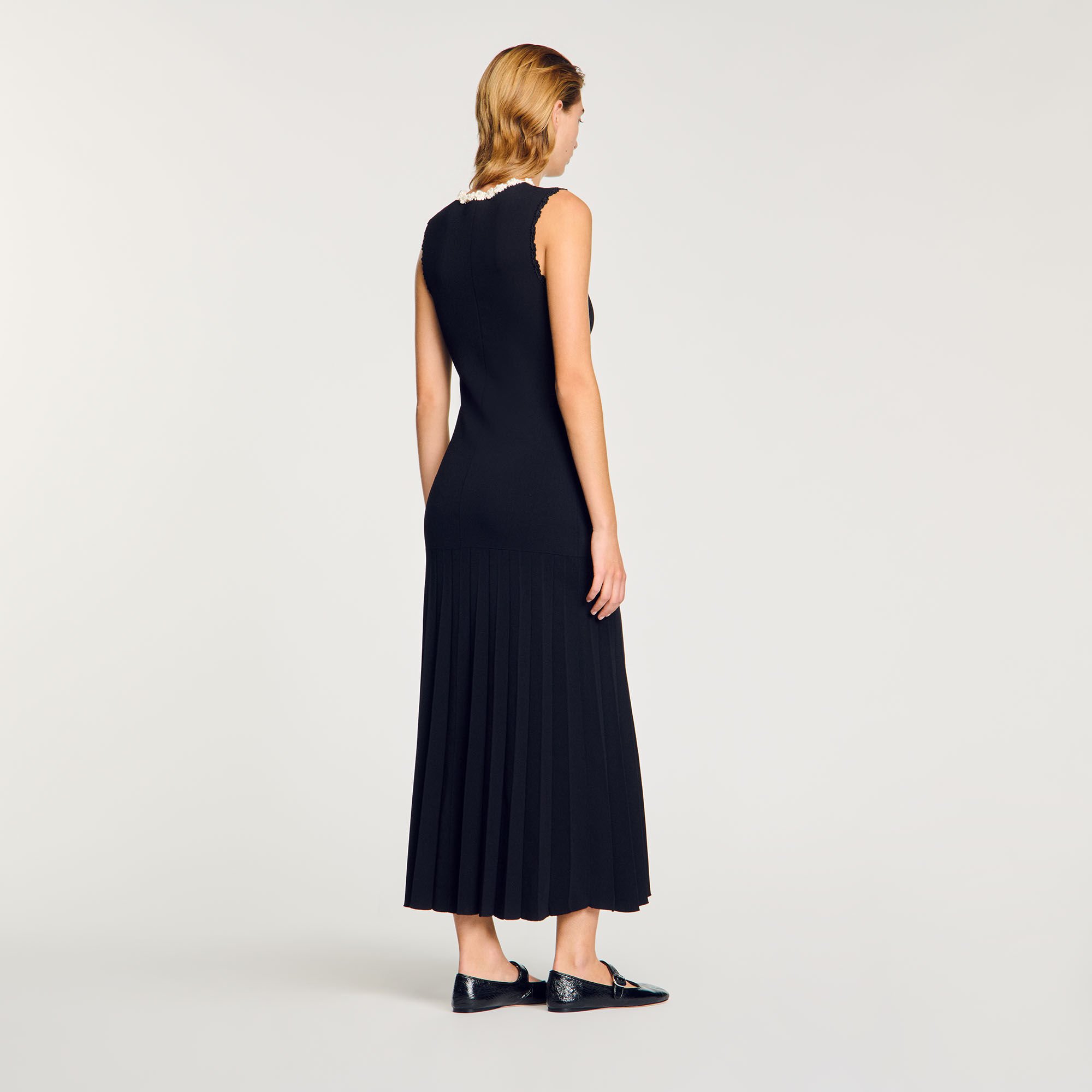 Robe longue à détails crochetés