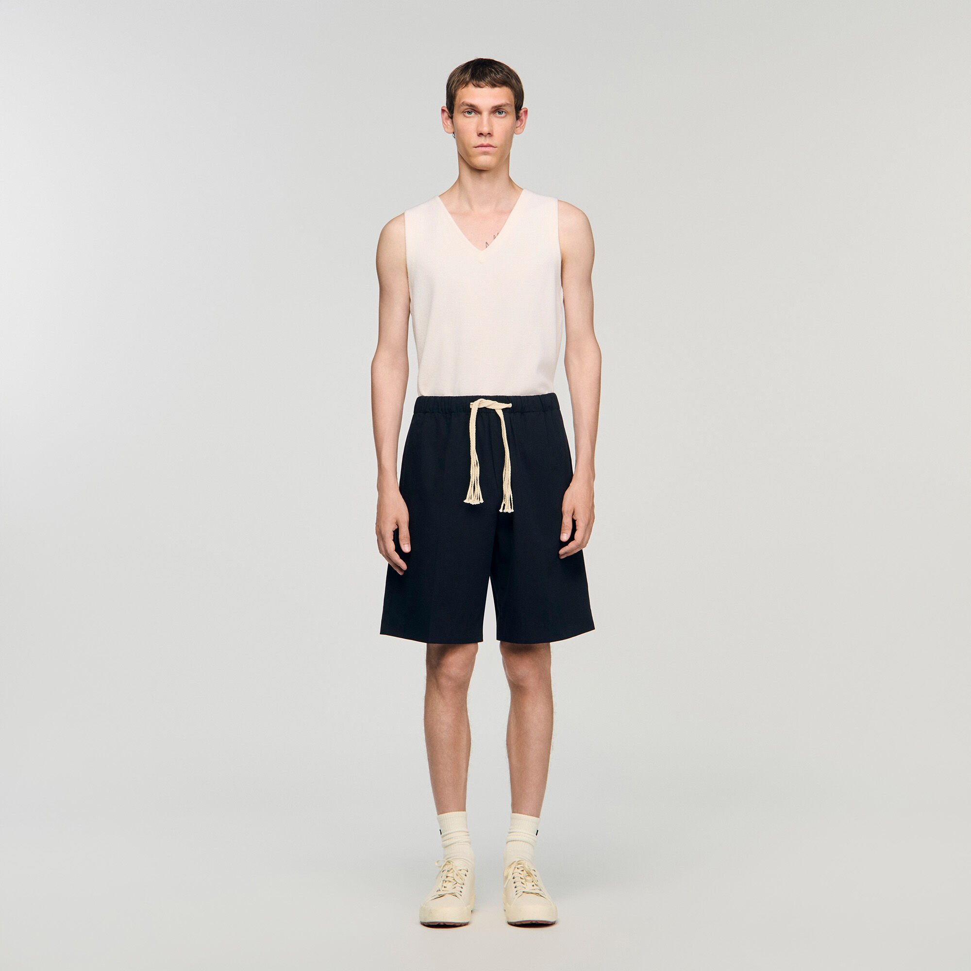 Short en coton à taille élastiqué