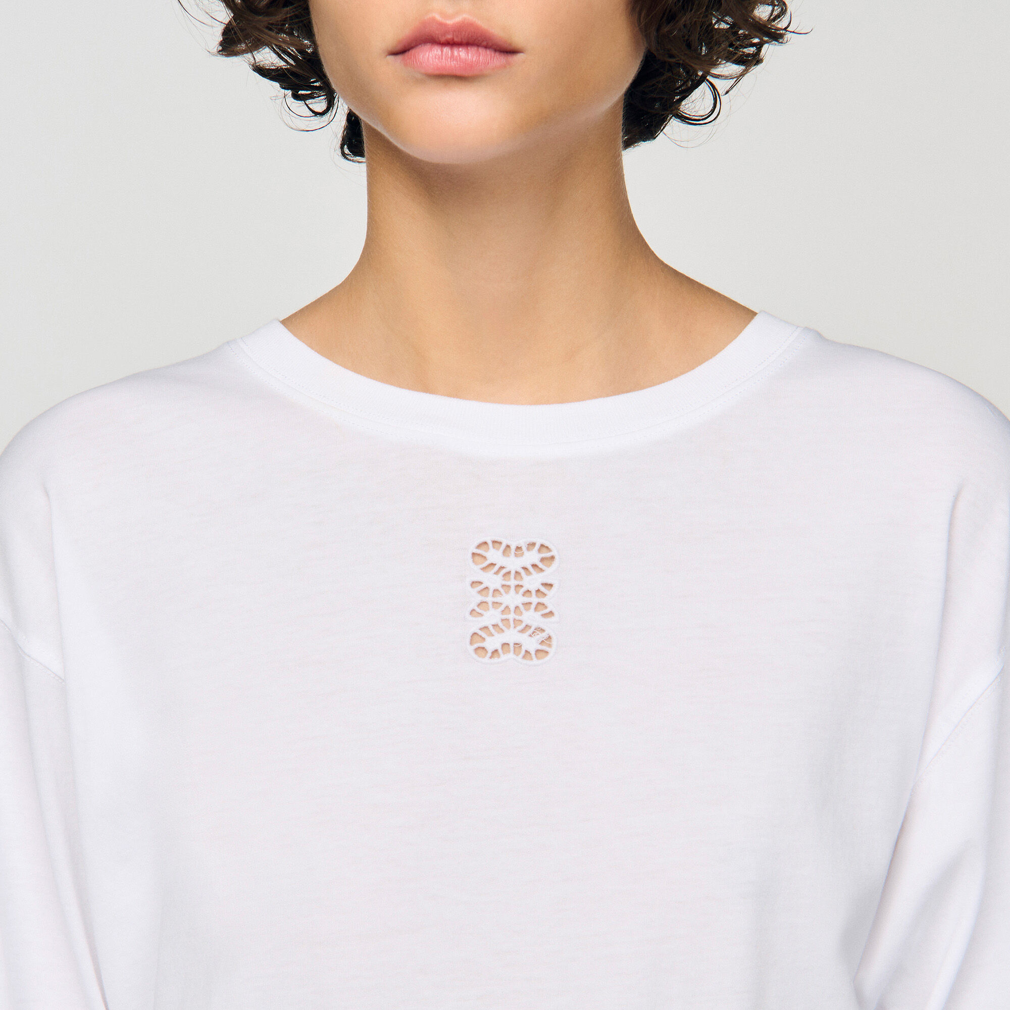 T-shirt à broderie