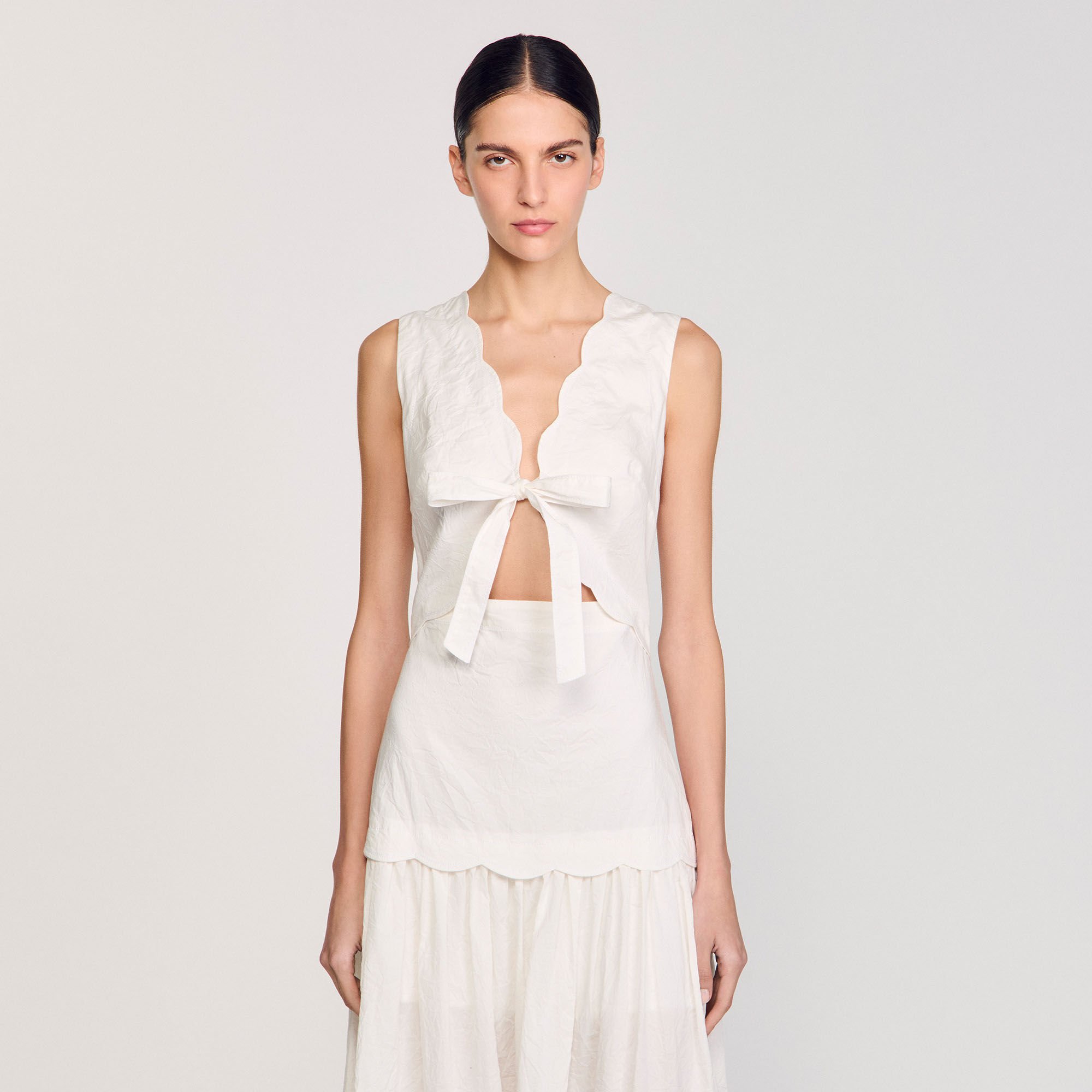 Robe longue froissée à nœud