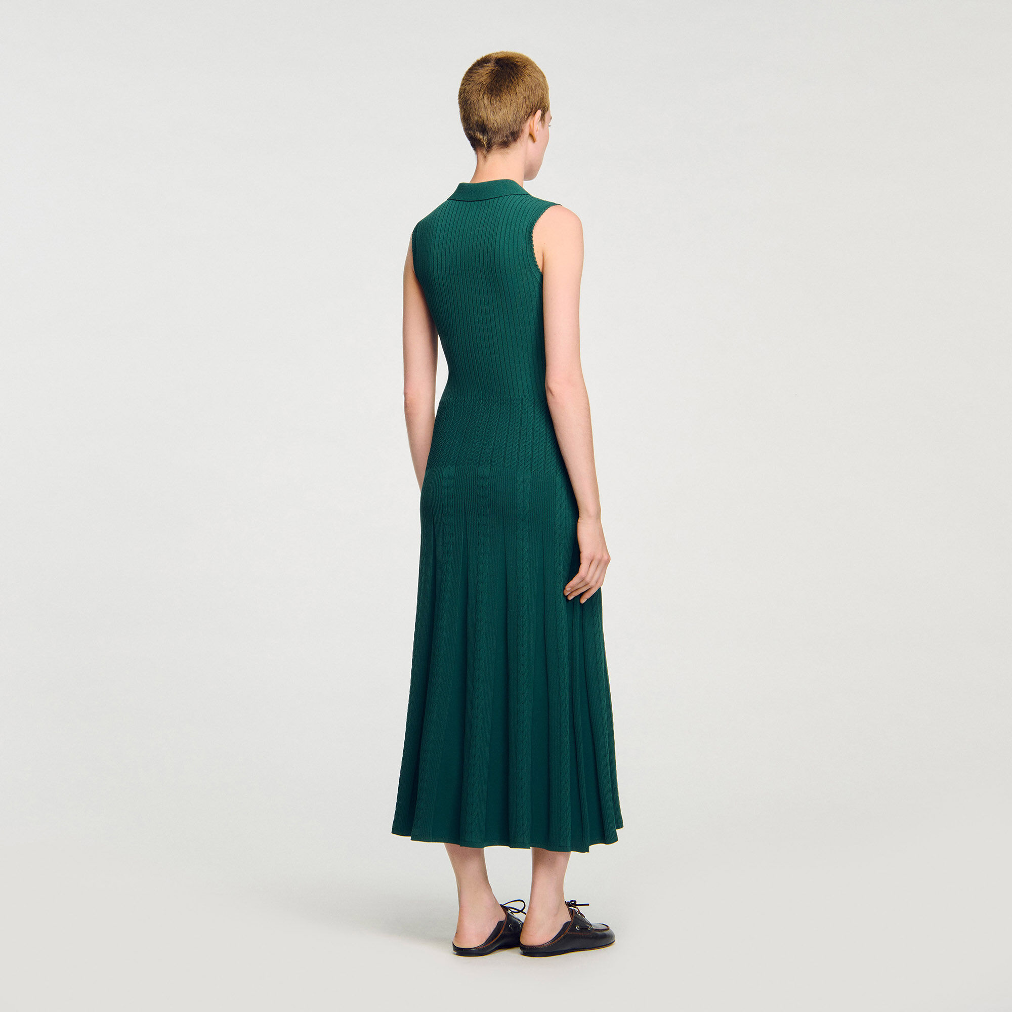 Robe en maille à col polo