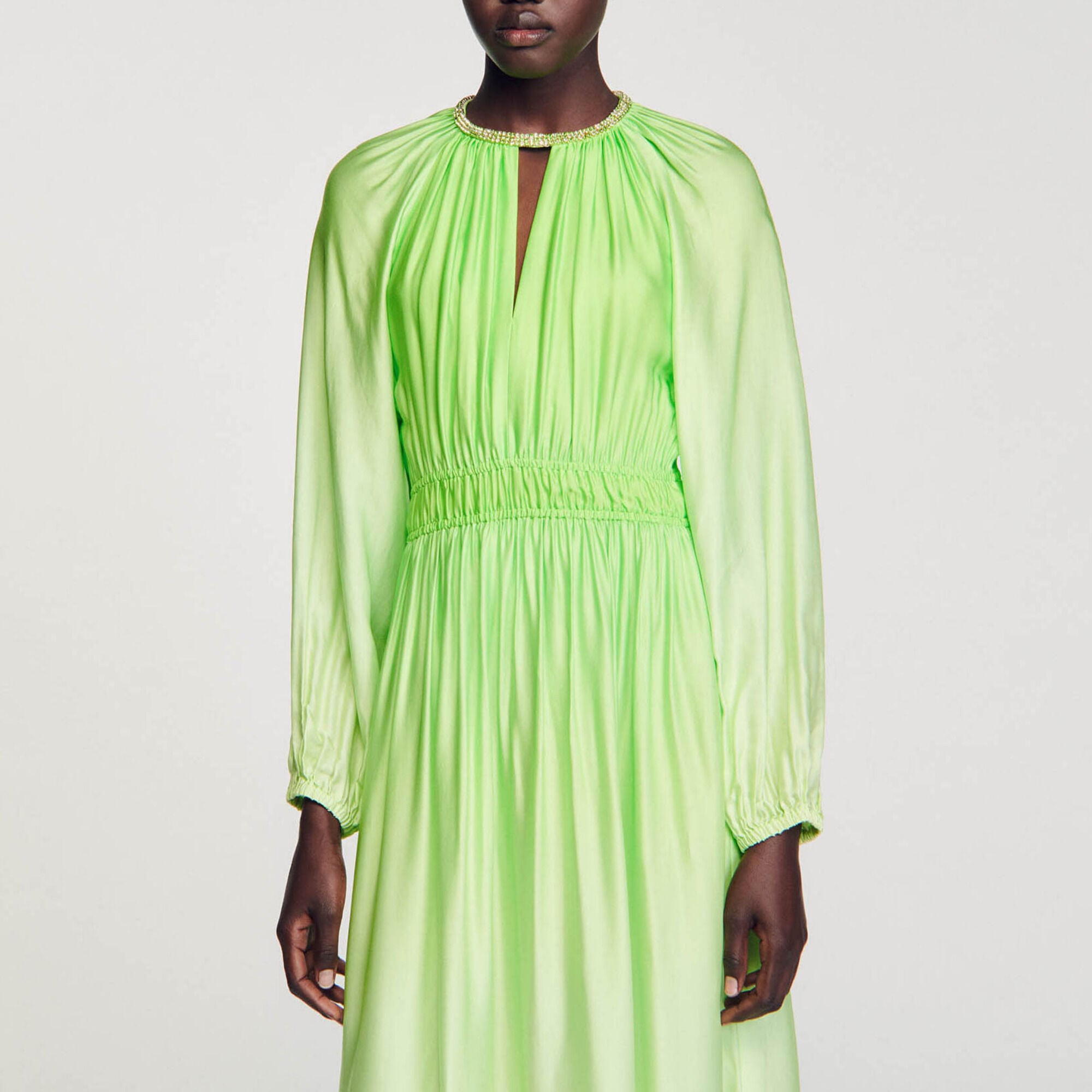 Robe longue &agrave; col strass&eacute; - Femme | Sandro Paris