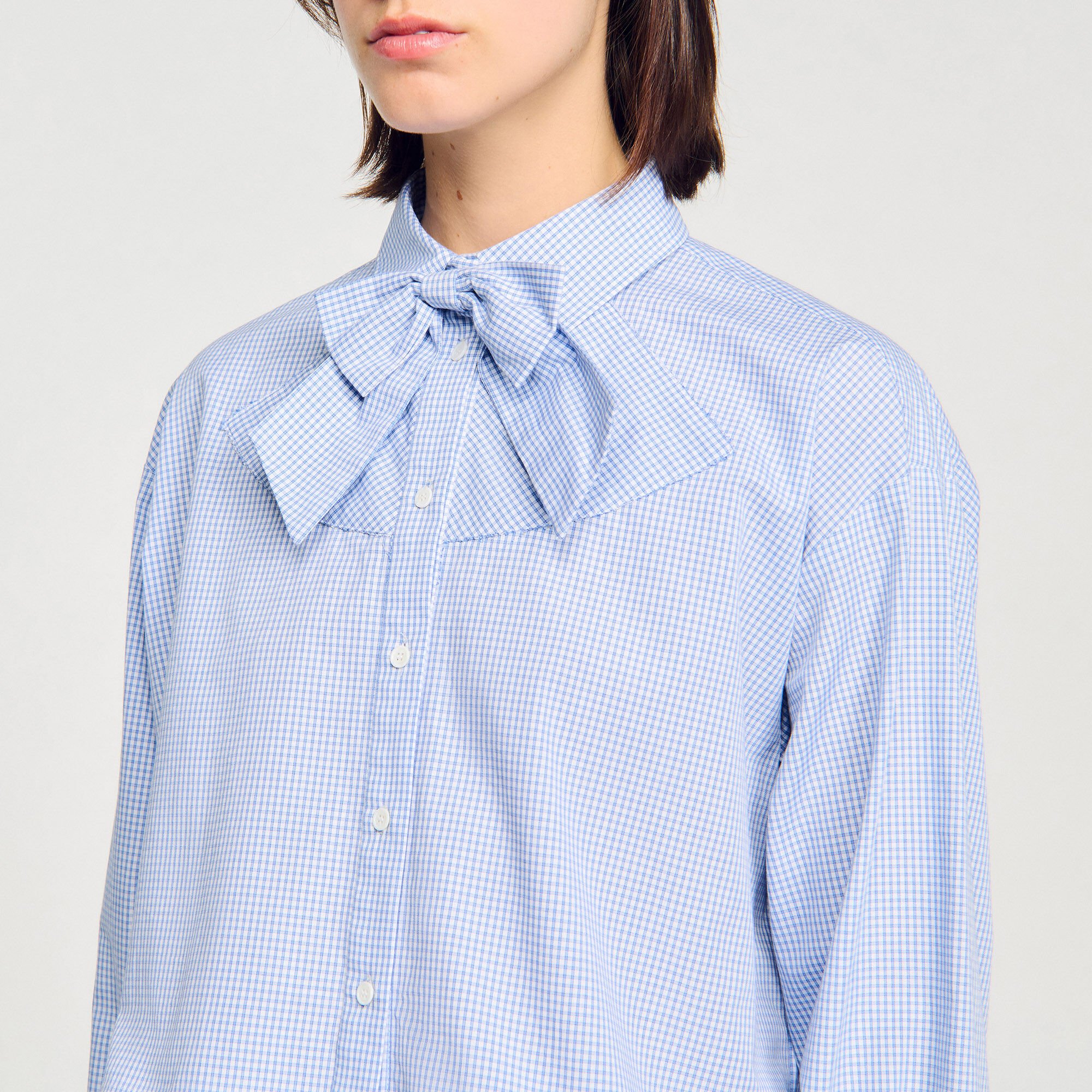 Chemise à col nœud