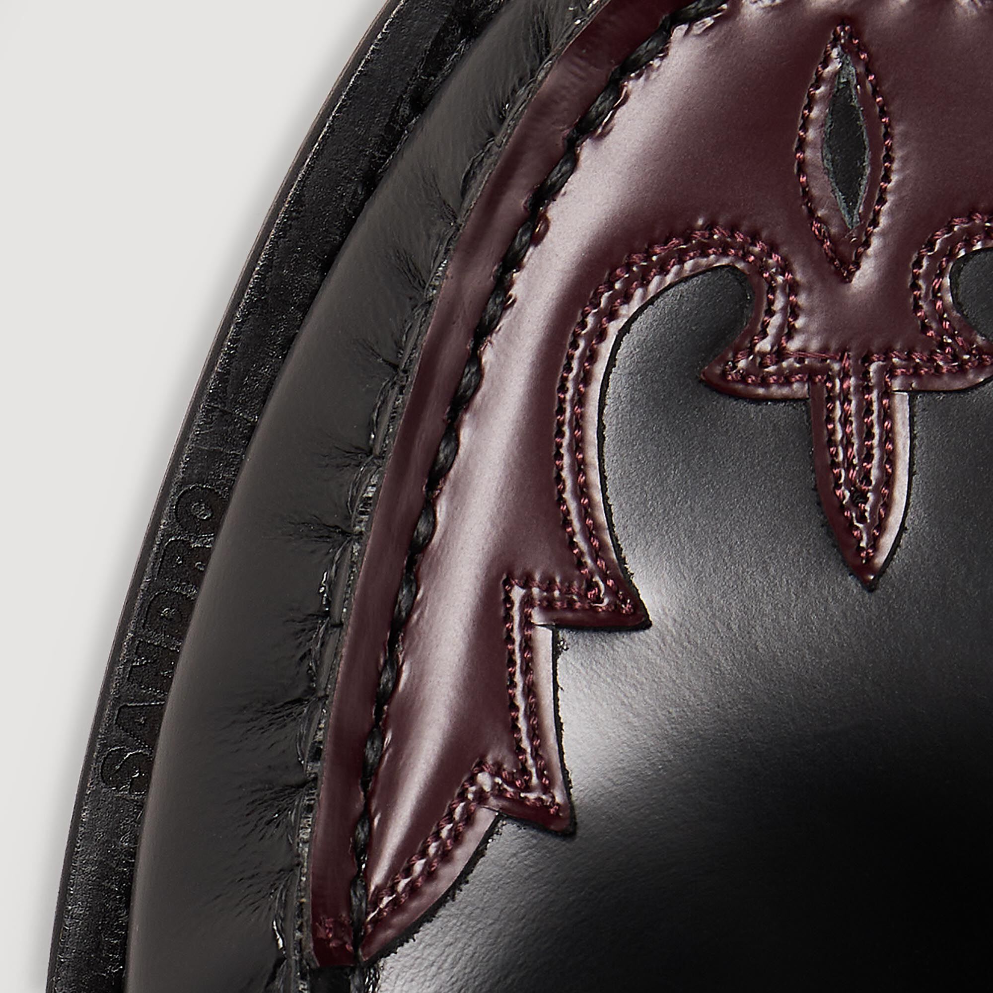 Mocassins western