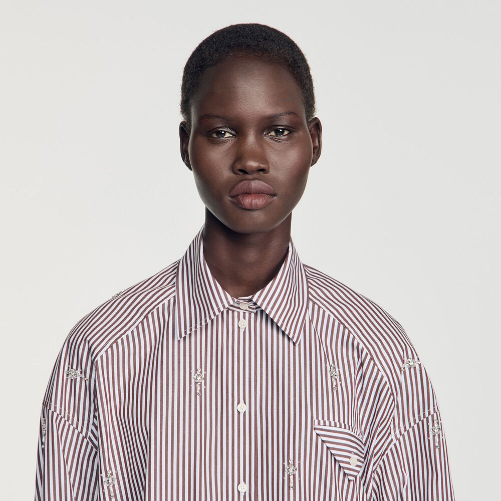 Sandro Chemise oversize à rayures strassée – Marron – vue 3