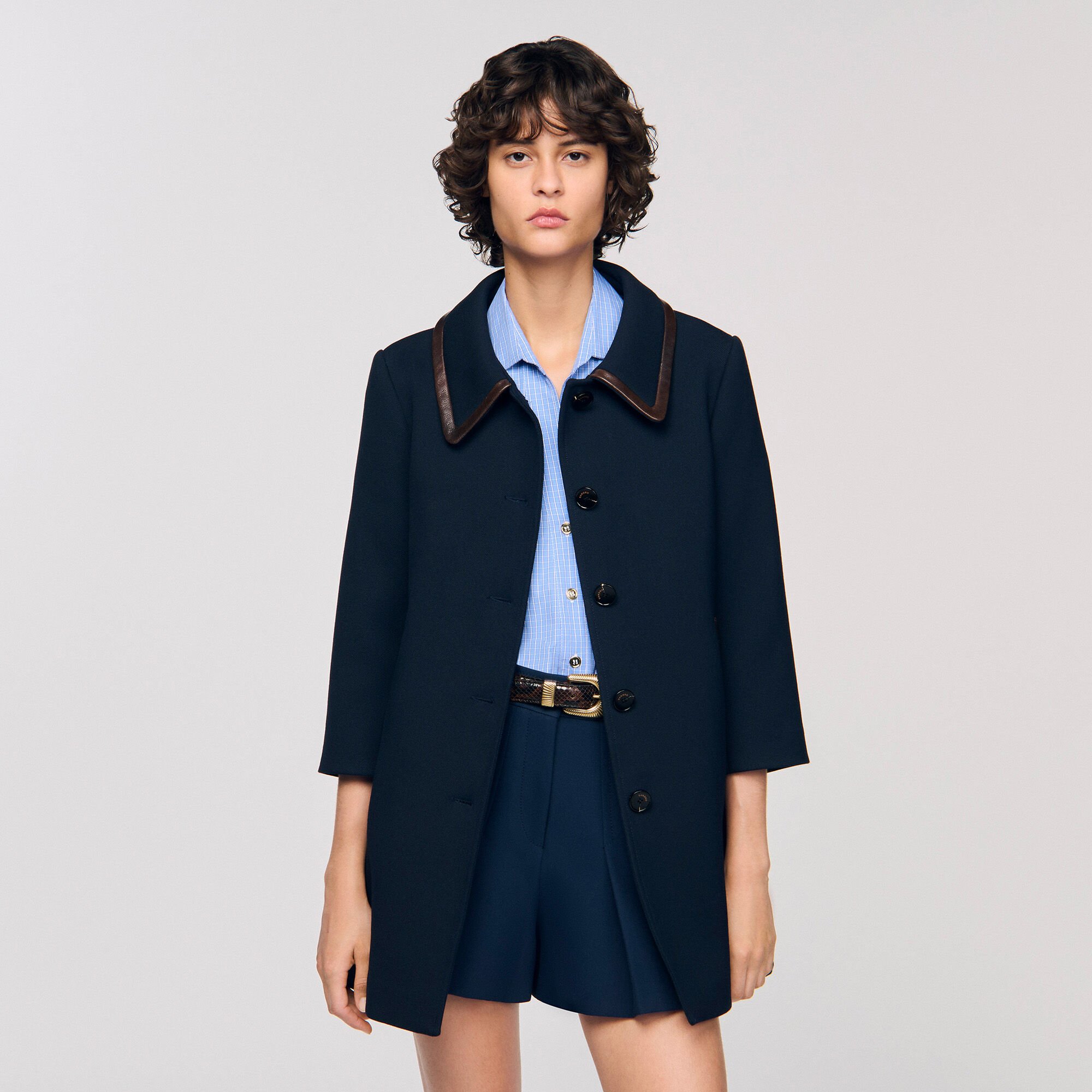 Manteau à bandes en cuir