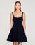 Robe courte à encolure strassée
