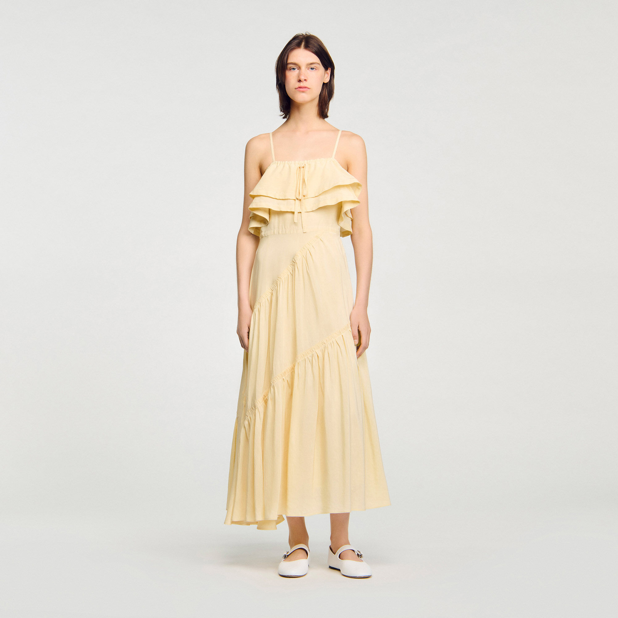 Robe longue à volants