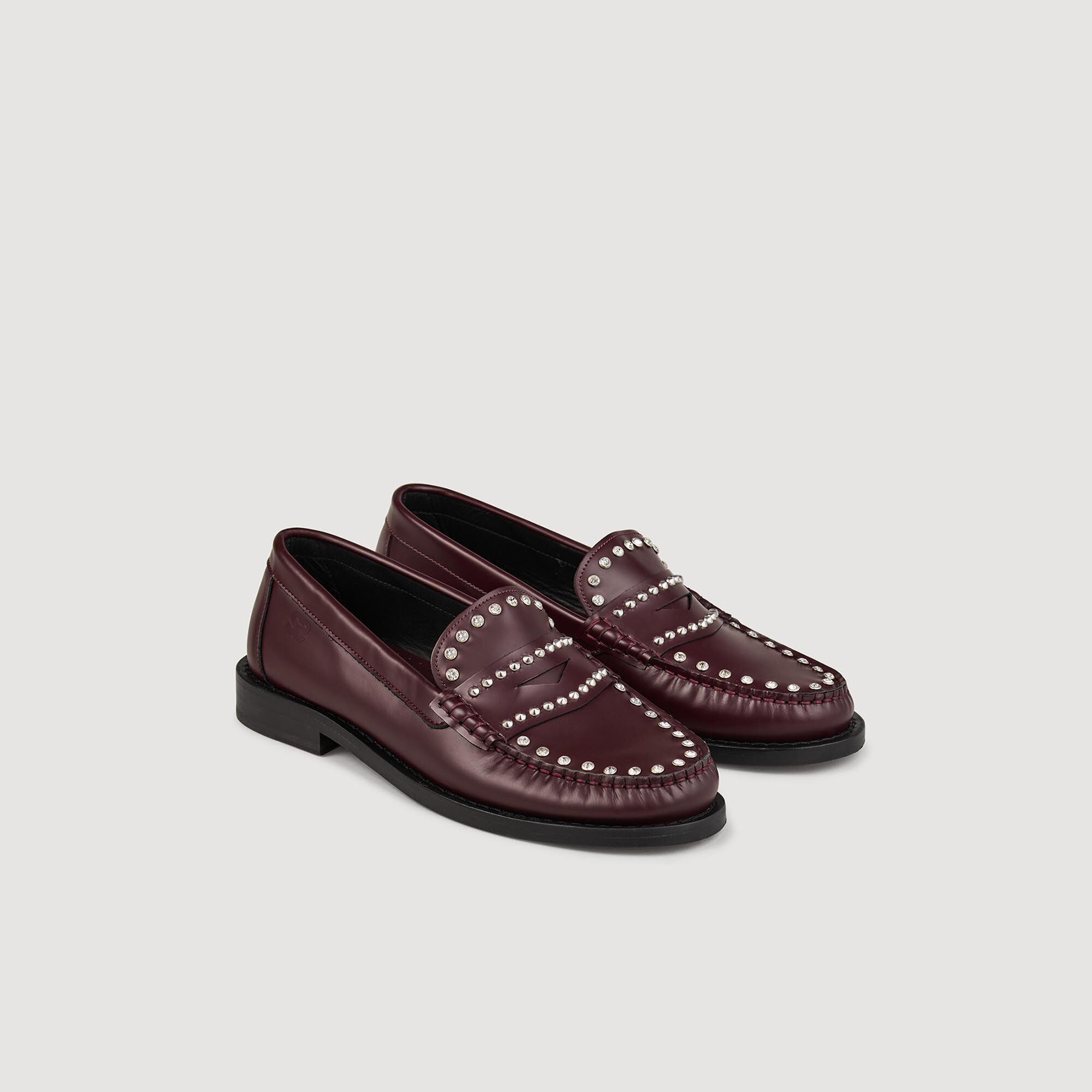 Mocassins strasses et cloutes en cuir rouge pour femme Sandro Paris