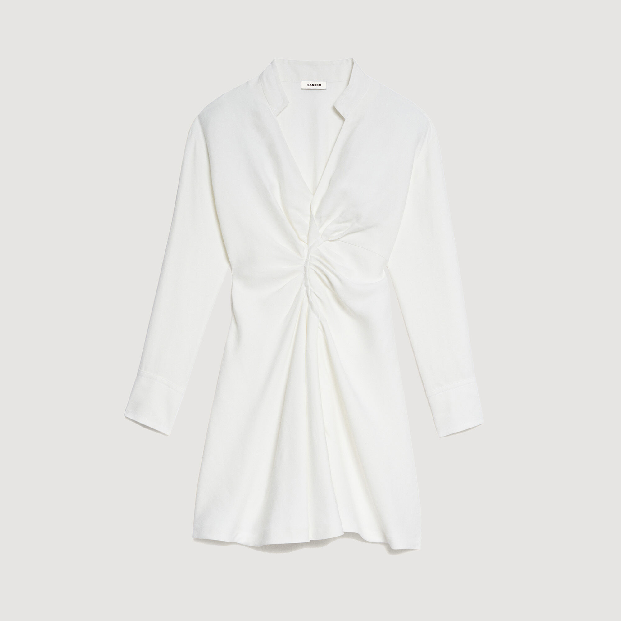 Robe courte à manches longues