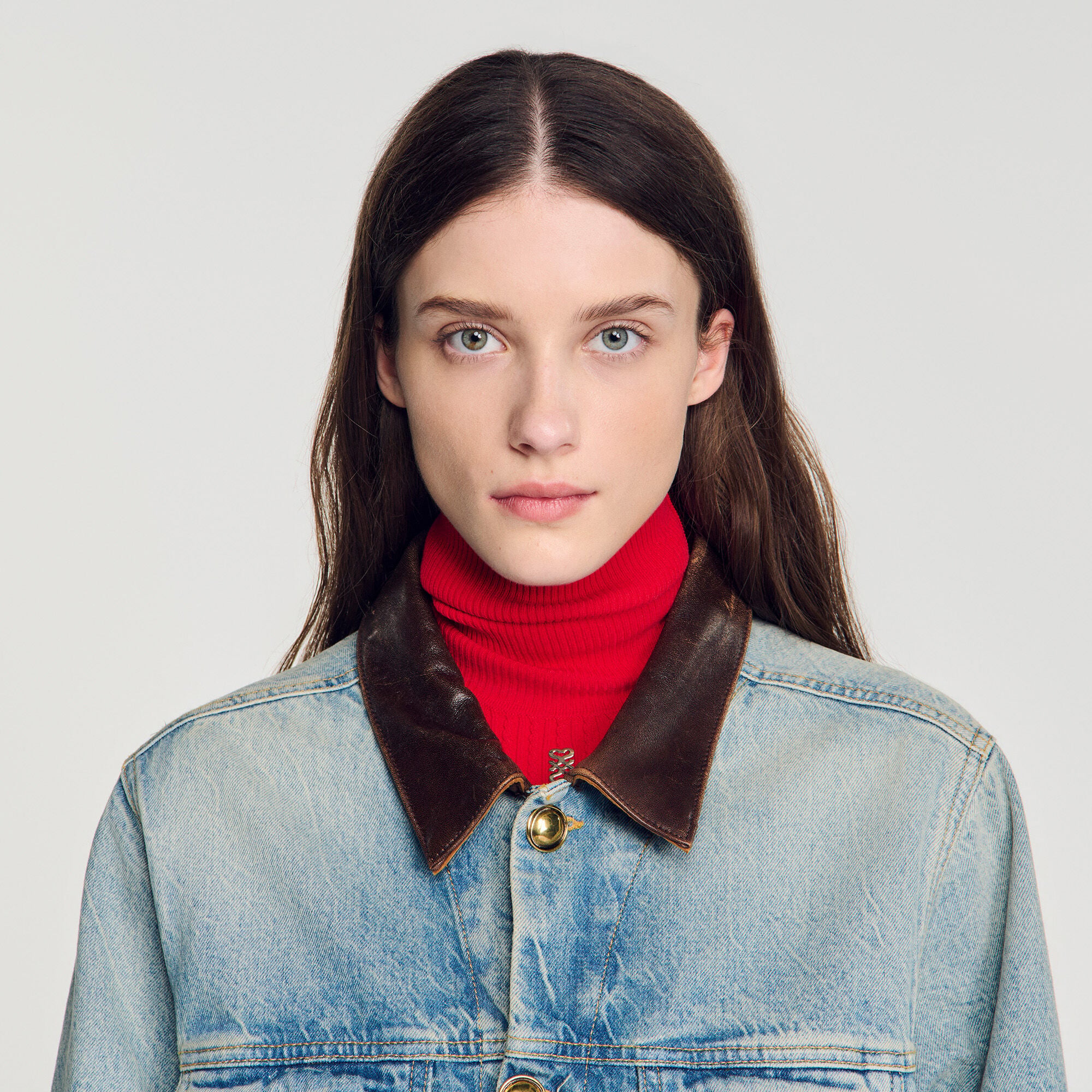 Blouson en jean col cuir