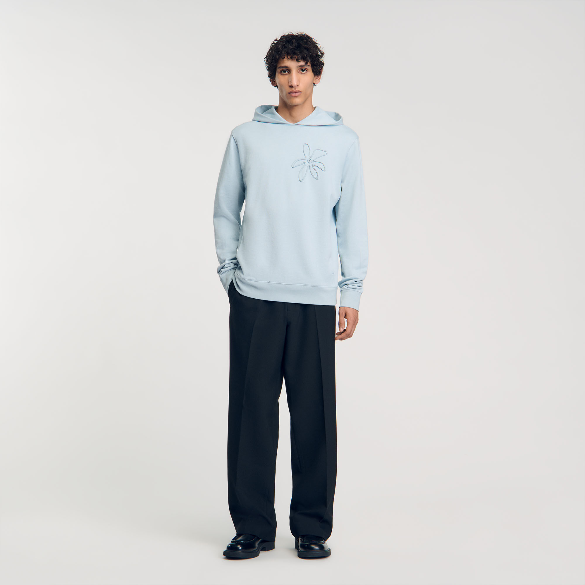 Hoodie fleur a capuche bleu pour homme Sandro Paris