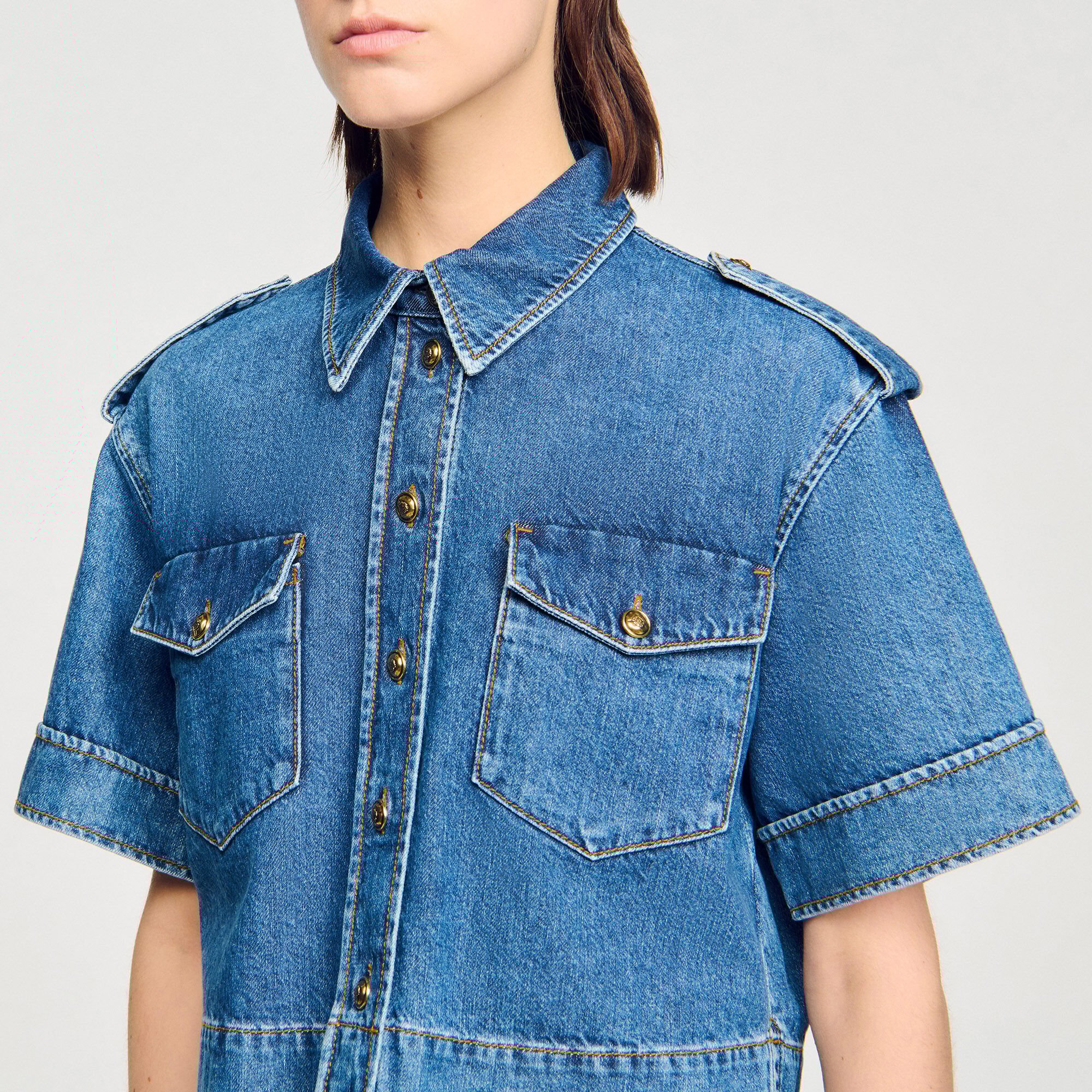 Chemise courte en denim