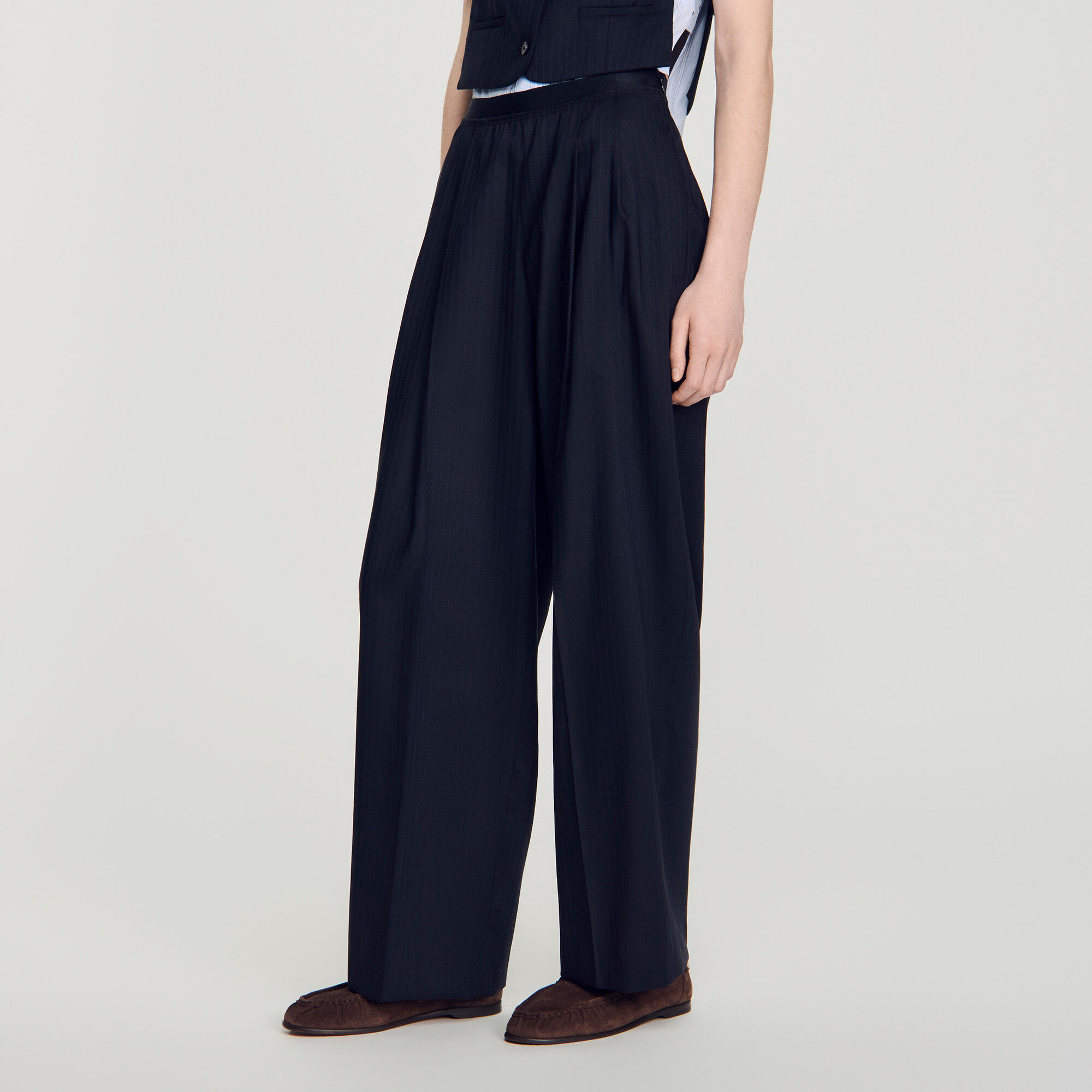 Pantalon en laine &agrave; rayures