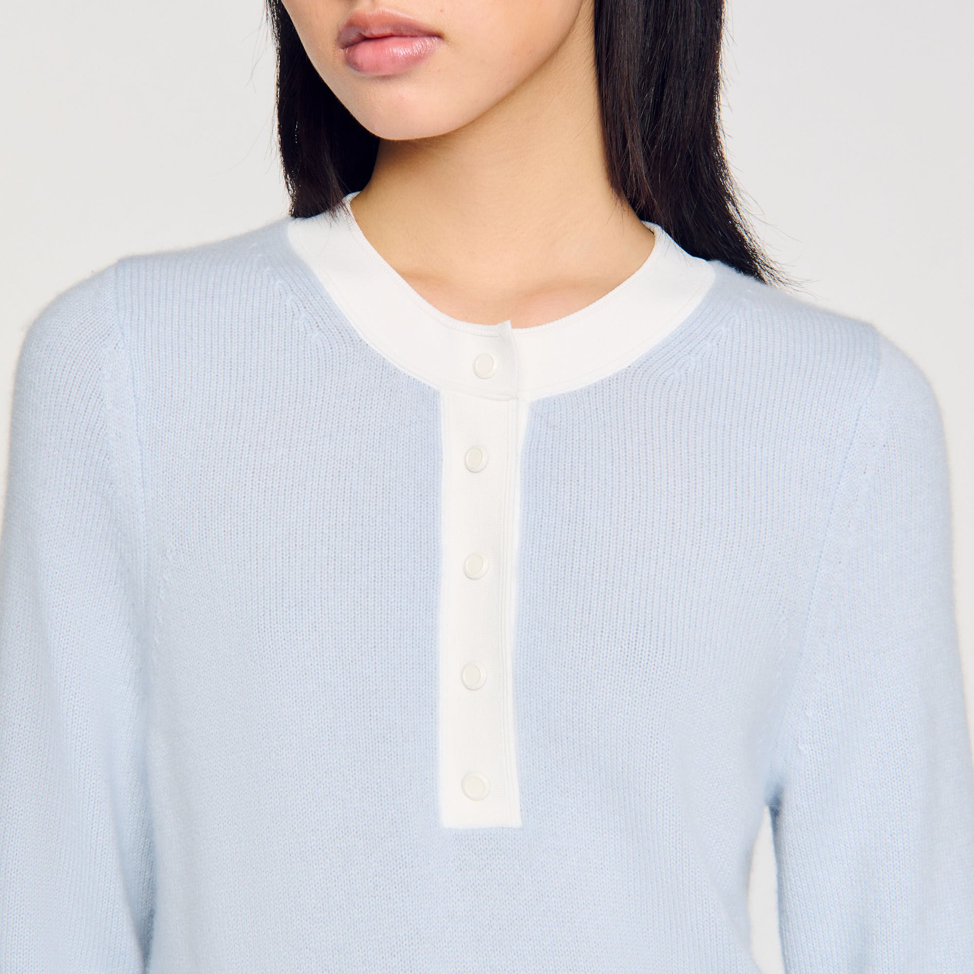Pull bicolore en laine et cachemire 