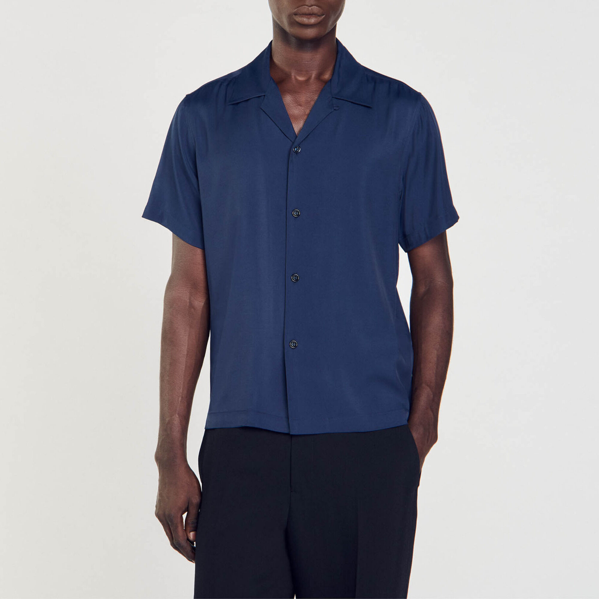 Chemise &agrave; col requin - Homme | Sandro Paris