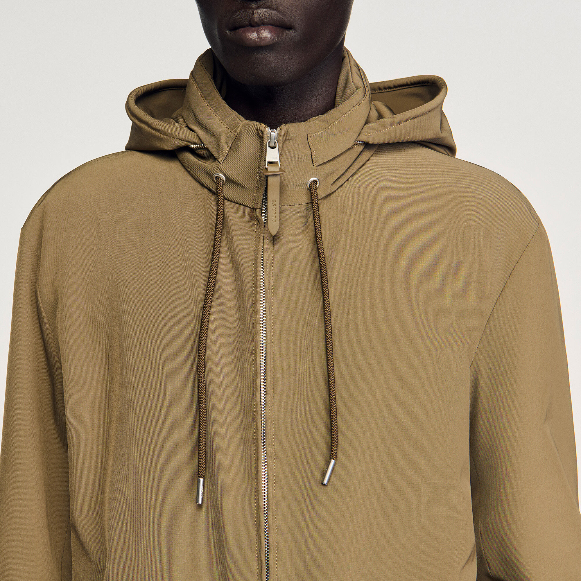 Blouson zippé à capuche