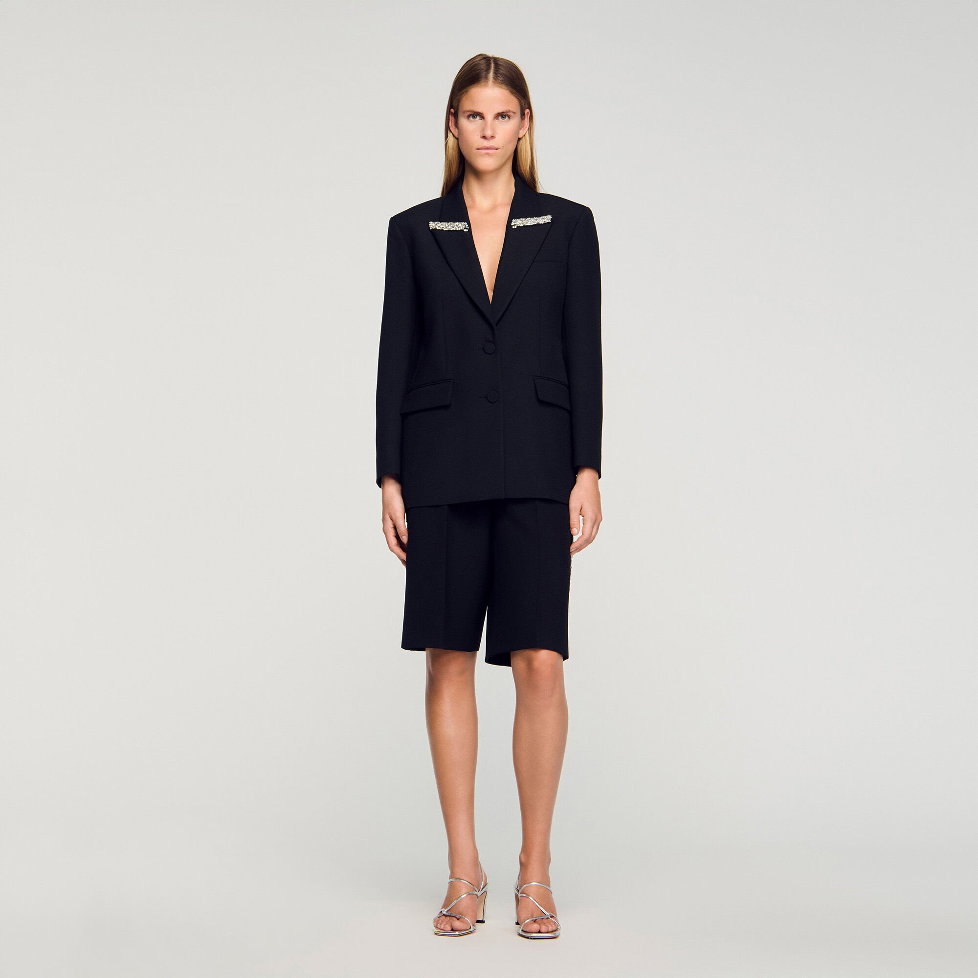 Veste à col strassé