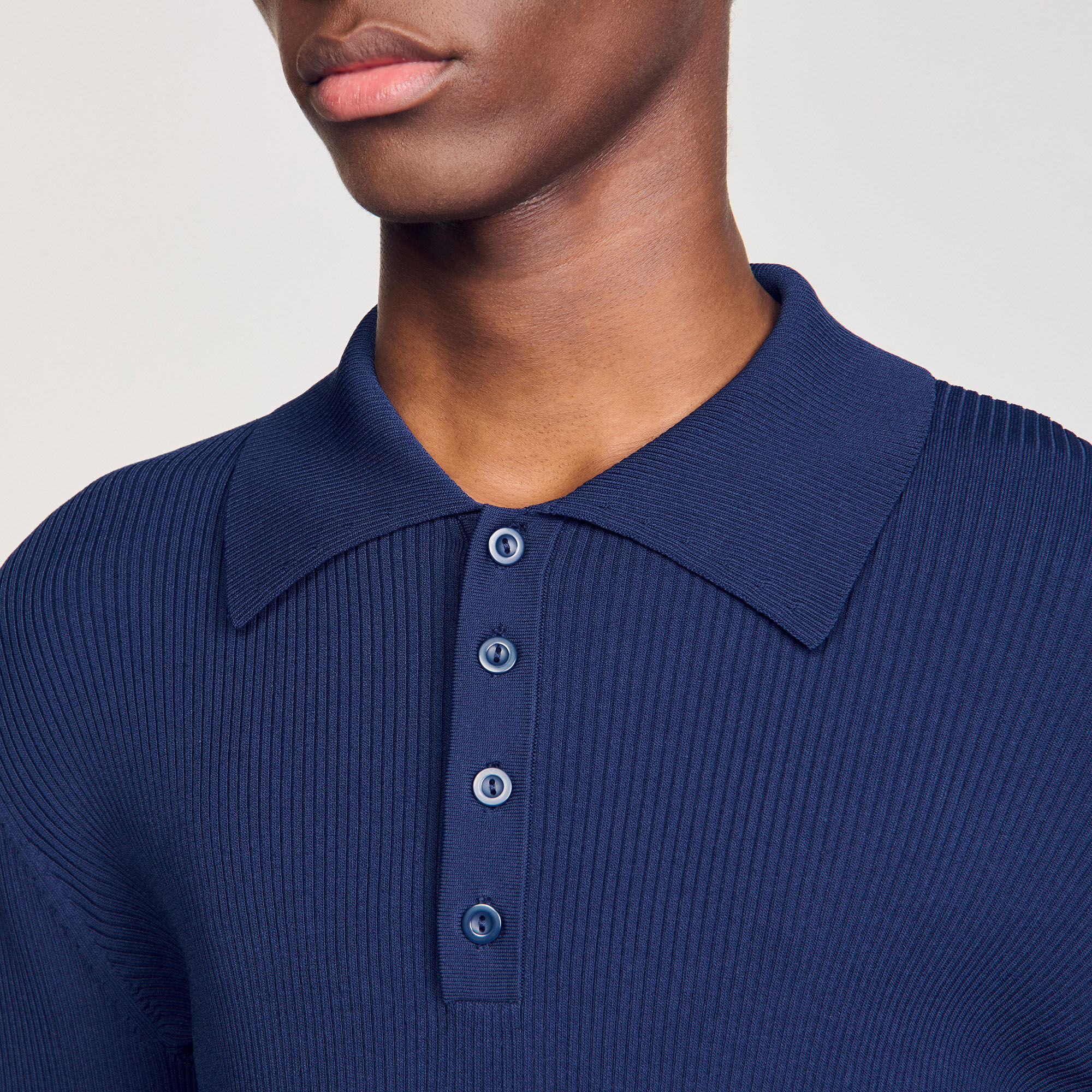 Polo en maille côtelée