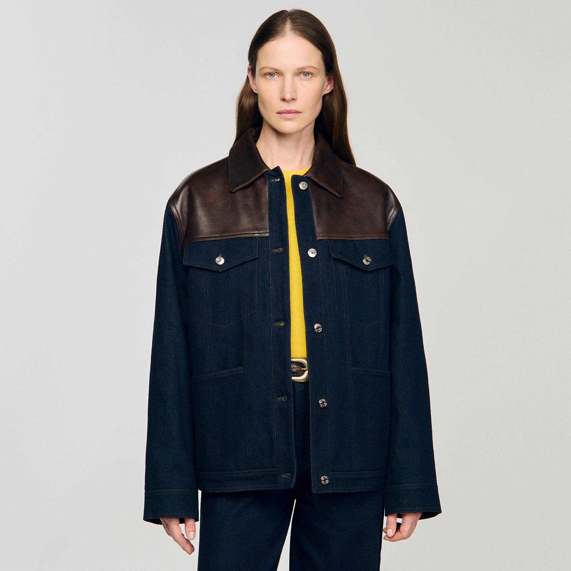 Blouson en denim et en cuir
