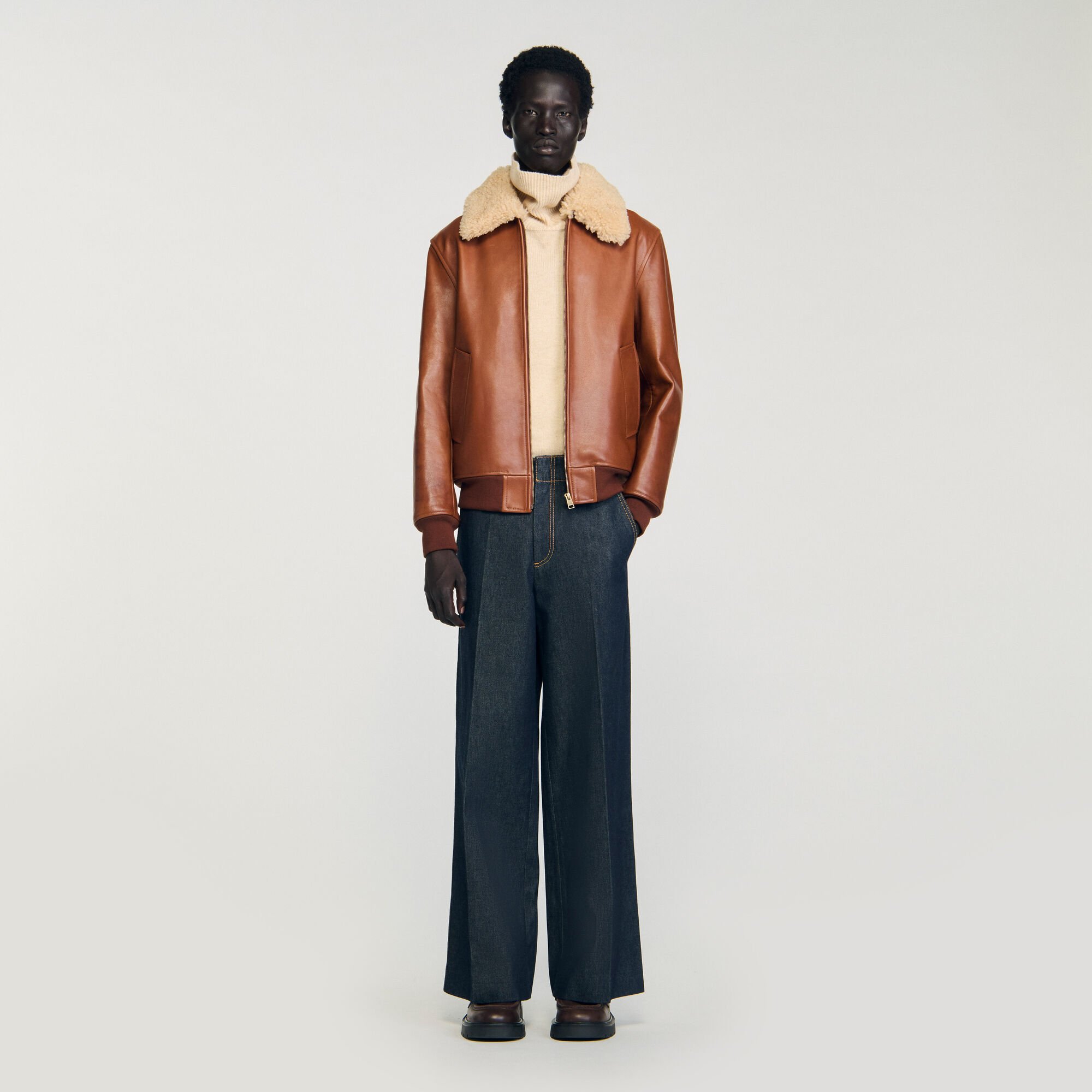 Blouson en cuir à col fourré