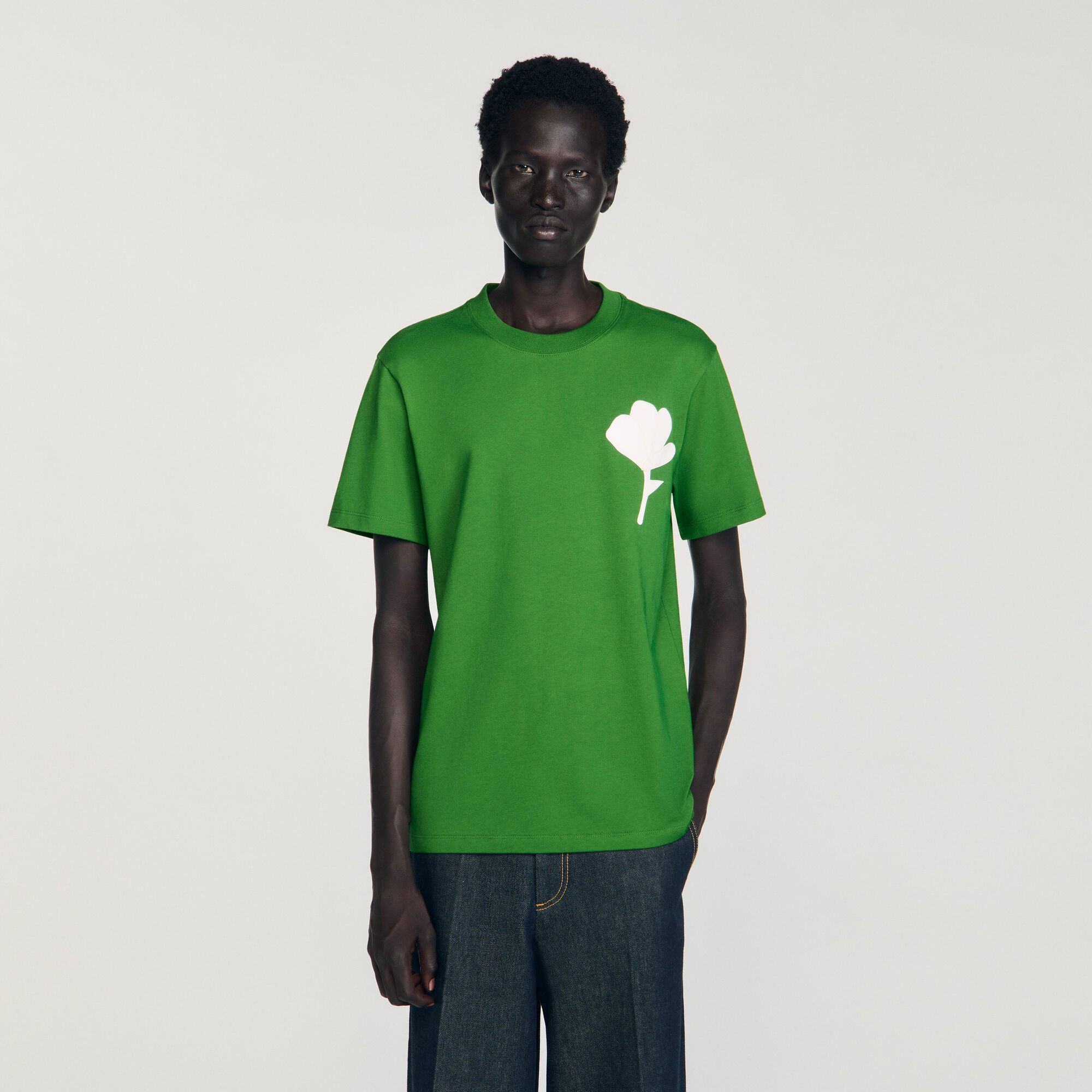 T-shirt à patch fleur