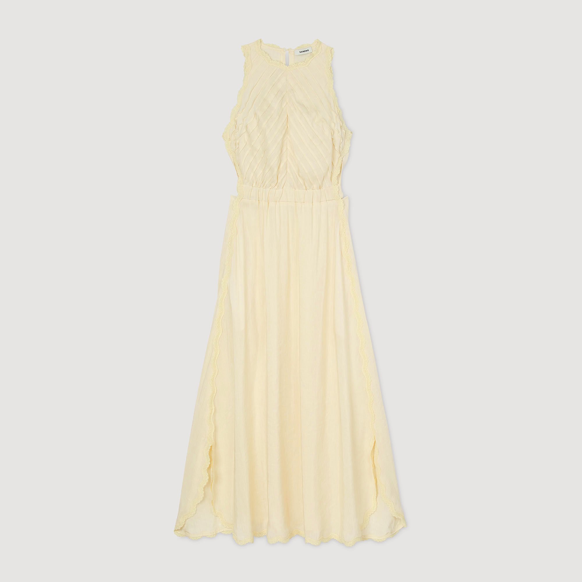 Robe longue  à détails dentelle 