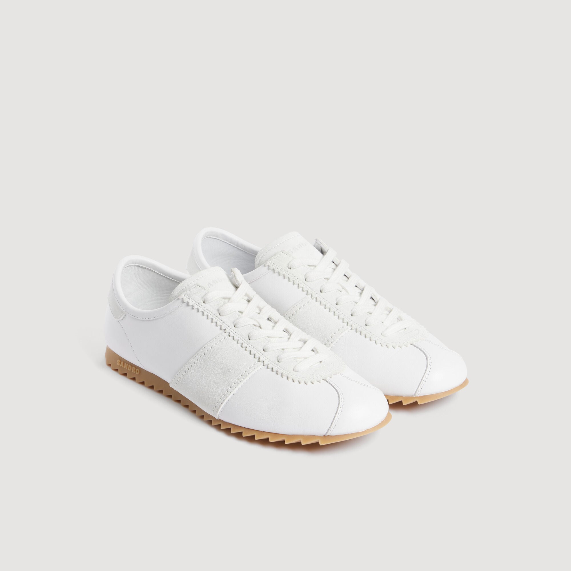 Baskets running en cuir