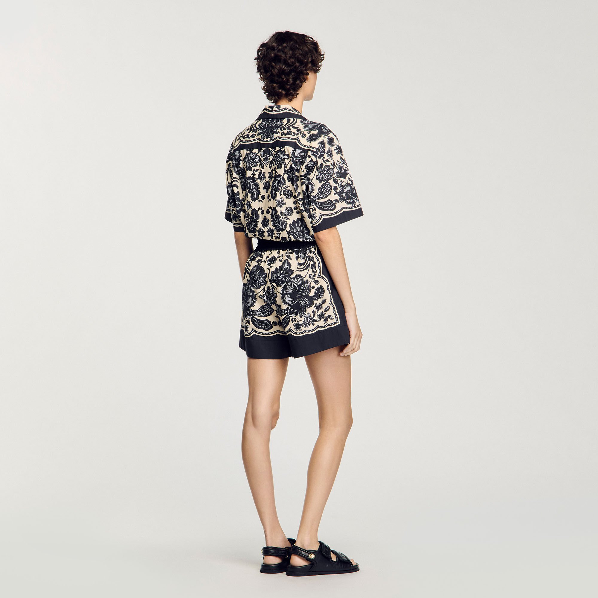 Short à imprimé fleuri hawaïen