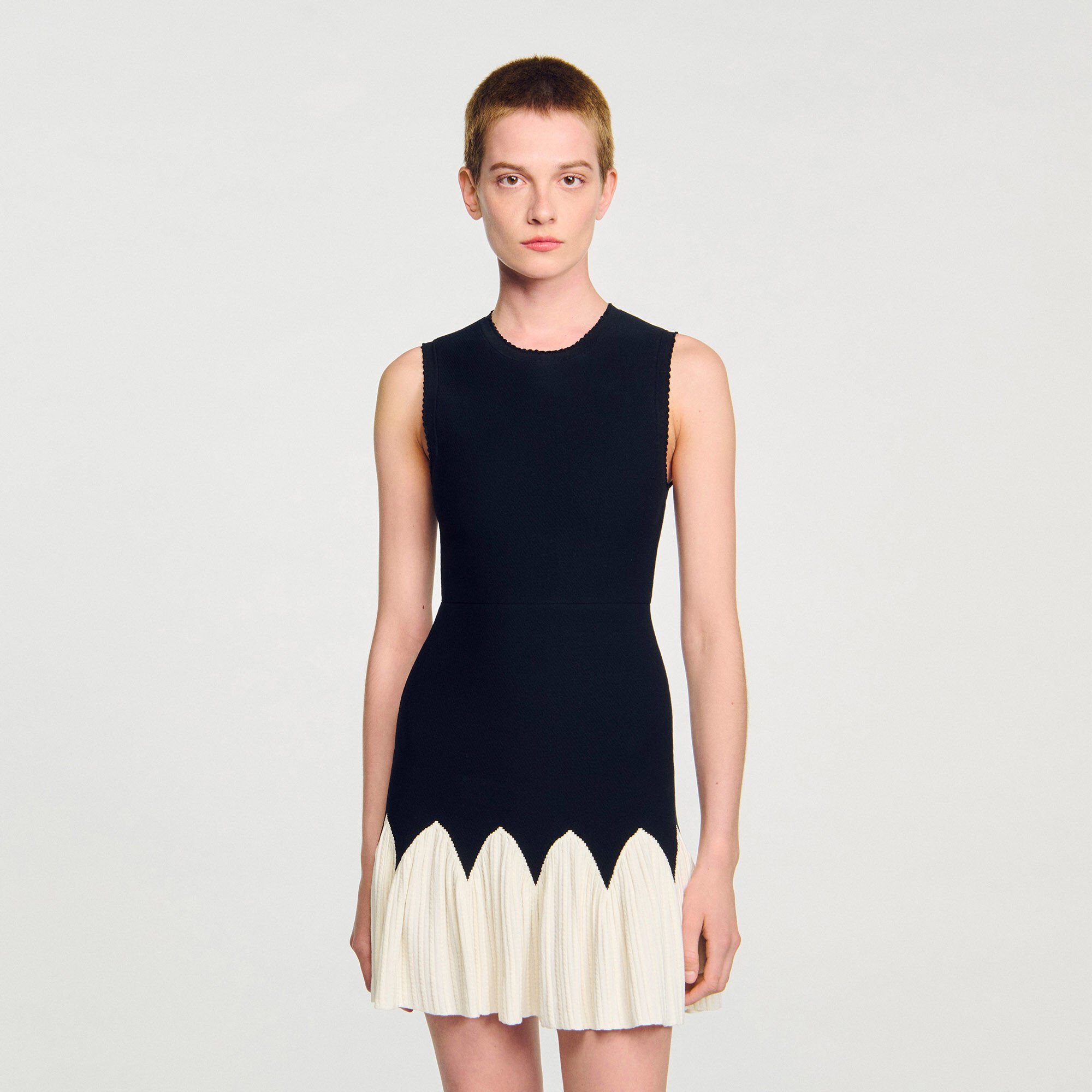 Robe courte en maille bicolore