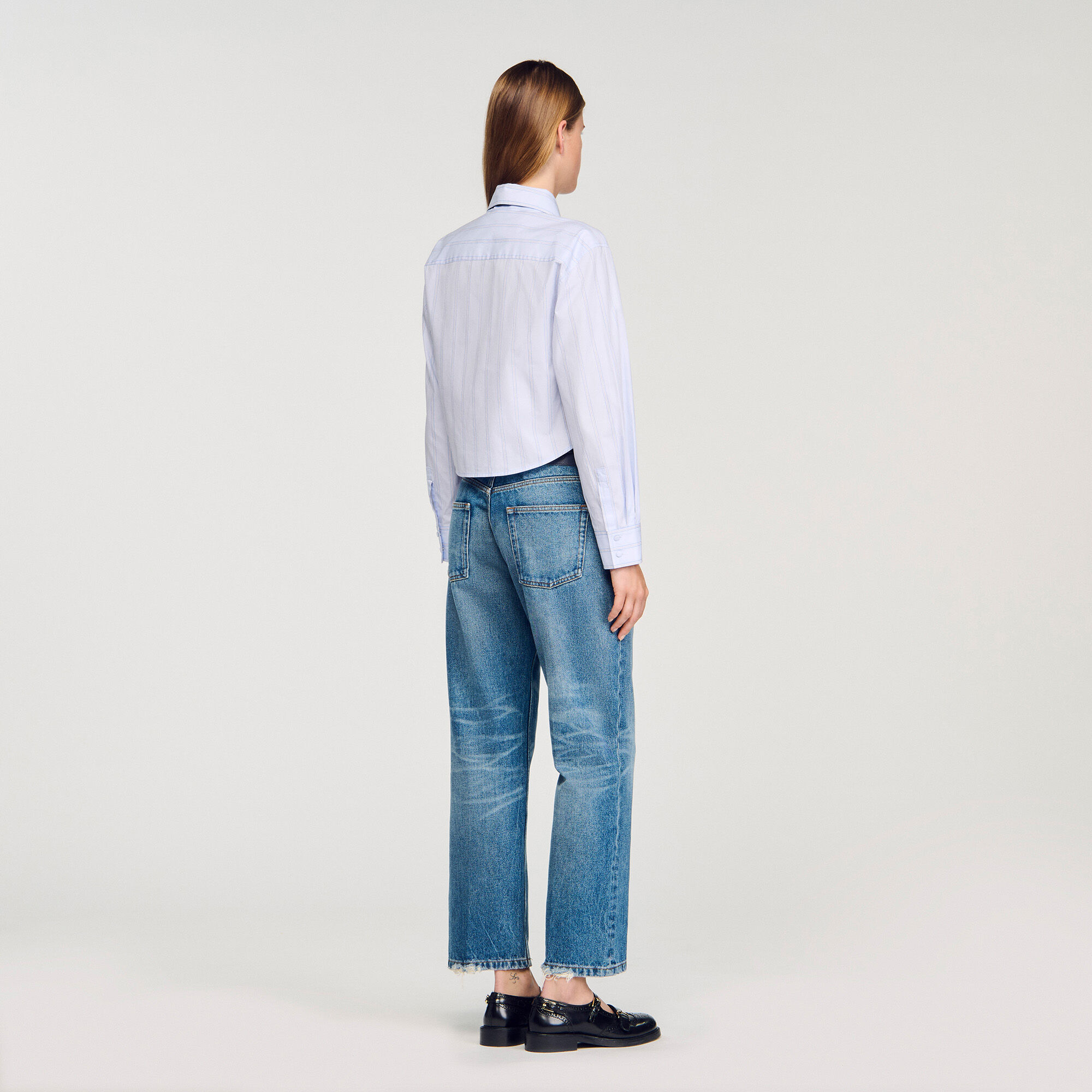 Chemise courte à cravate amovible