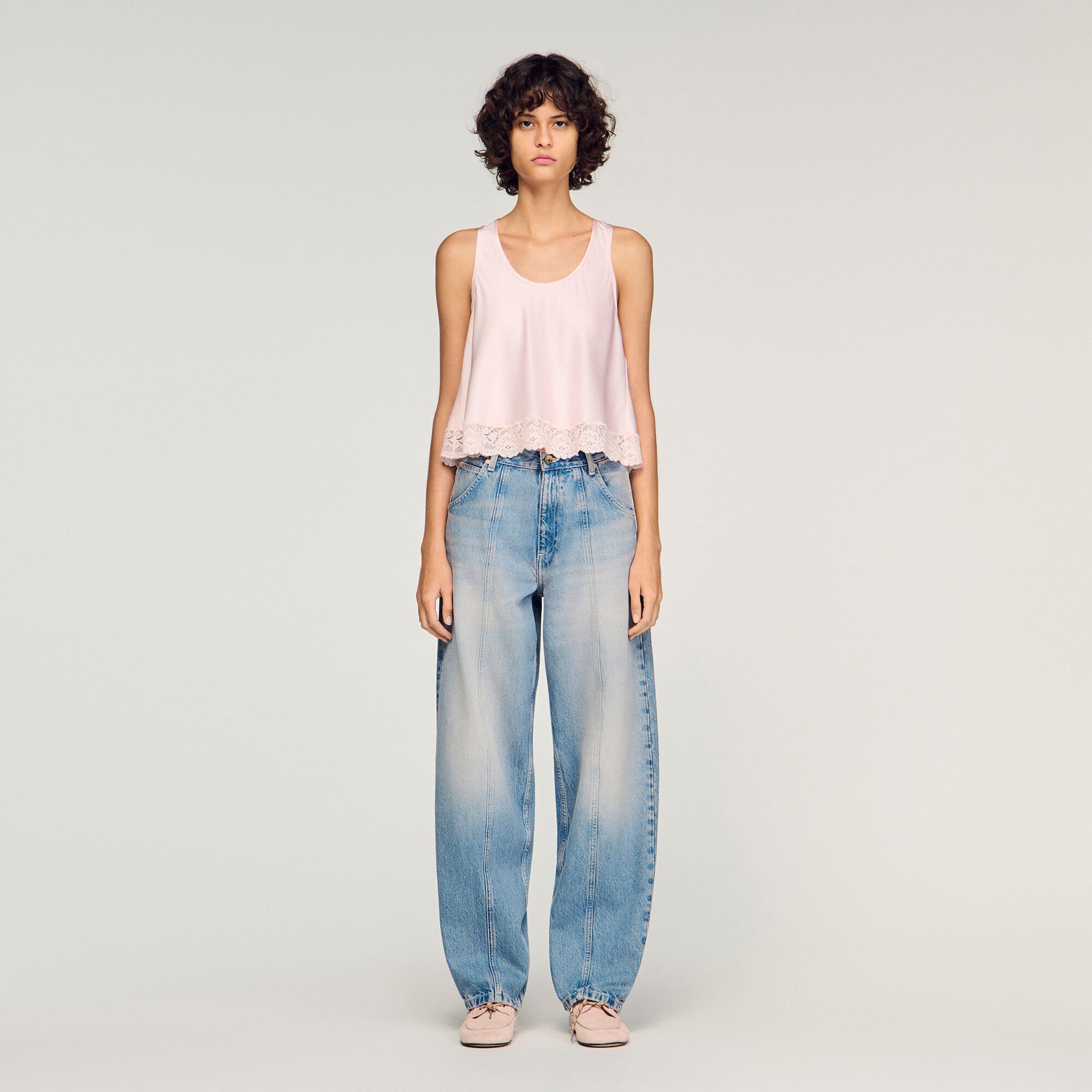 Jean barrel d&eacute;lav&eacute;