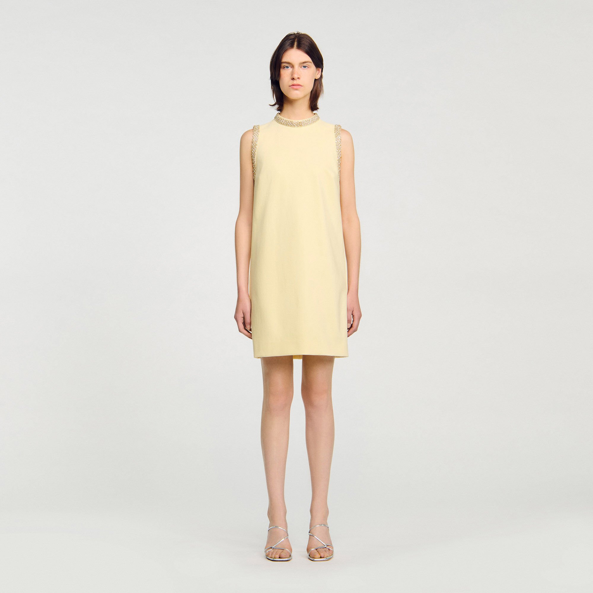 Robe courte strassée