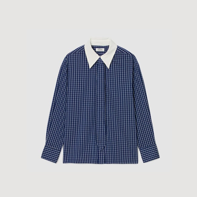 Chemise à carreaux et cravate