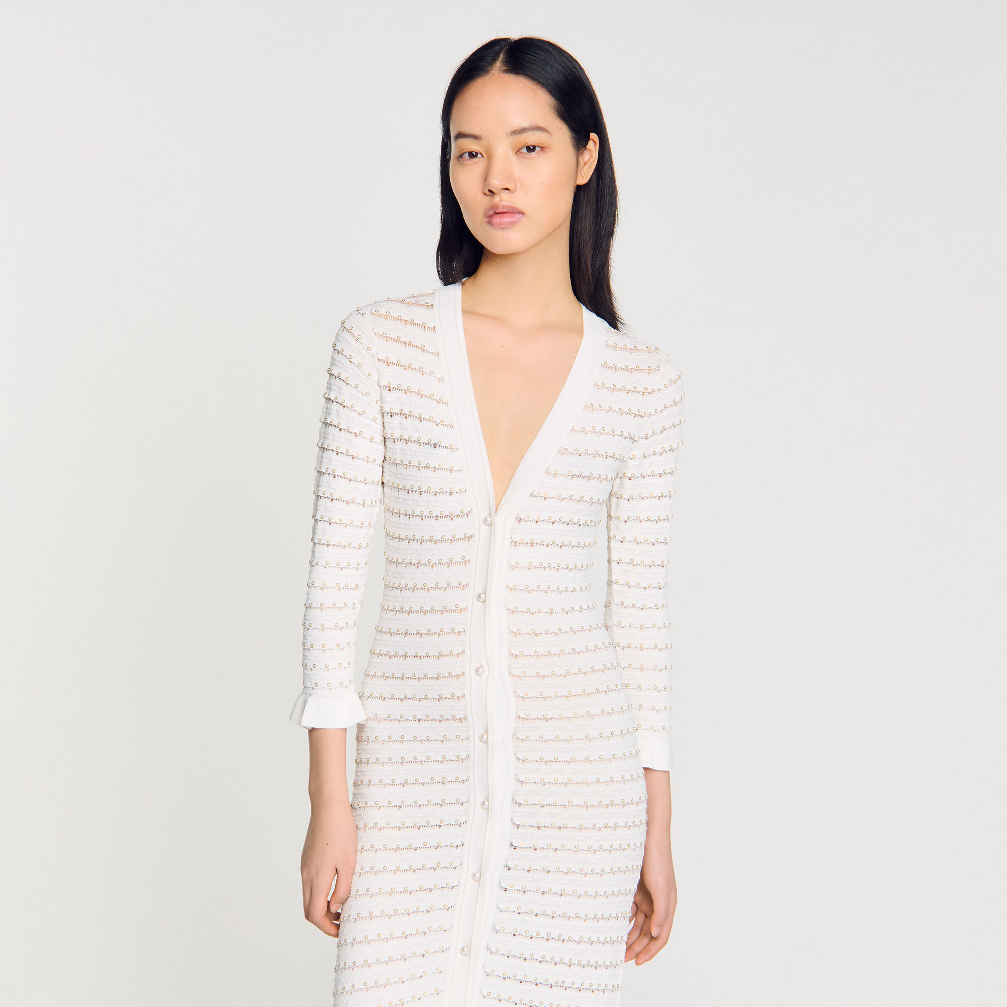 Robe longue à détails perlés
