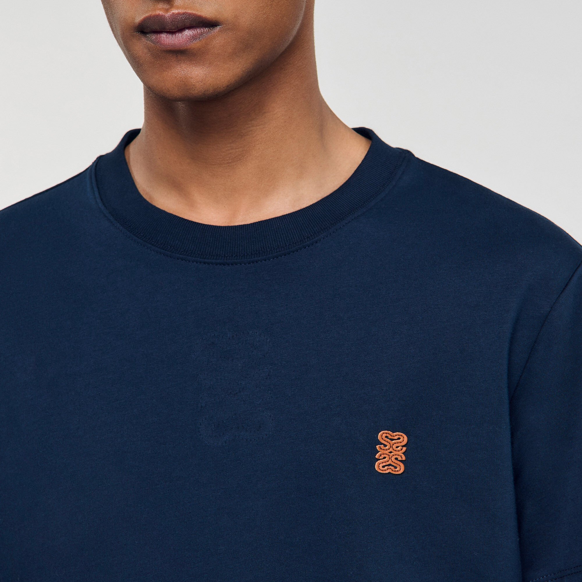 T-shirt à logo en cuir