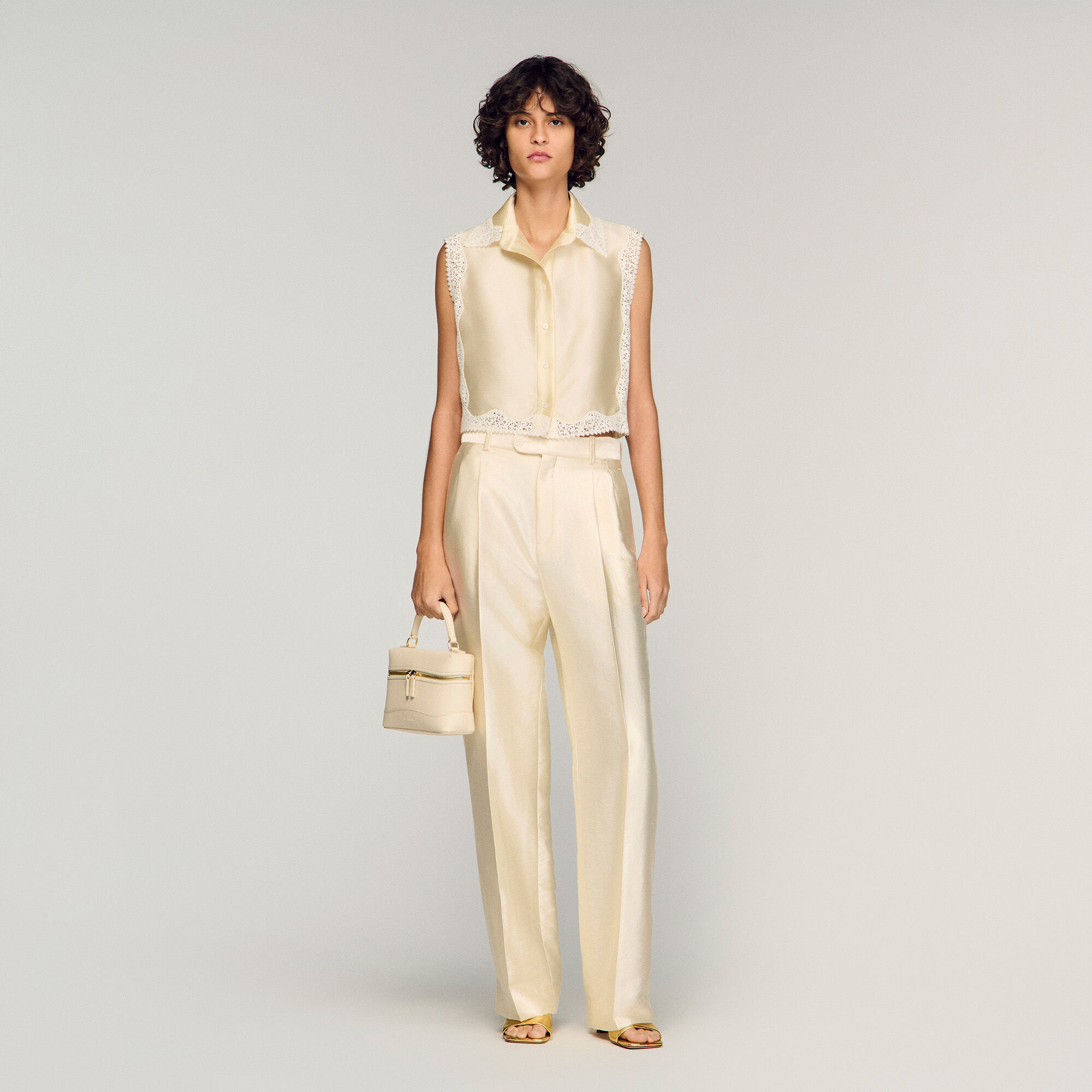 Pantalon satin&eacute; 