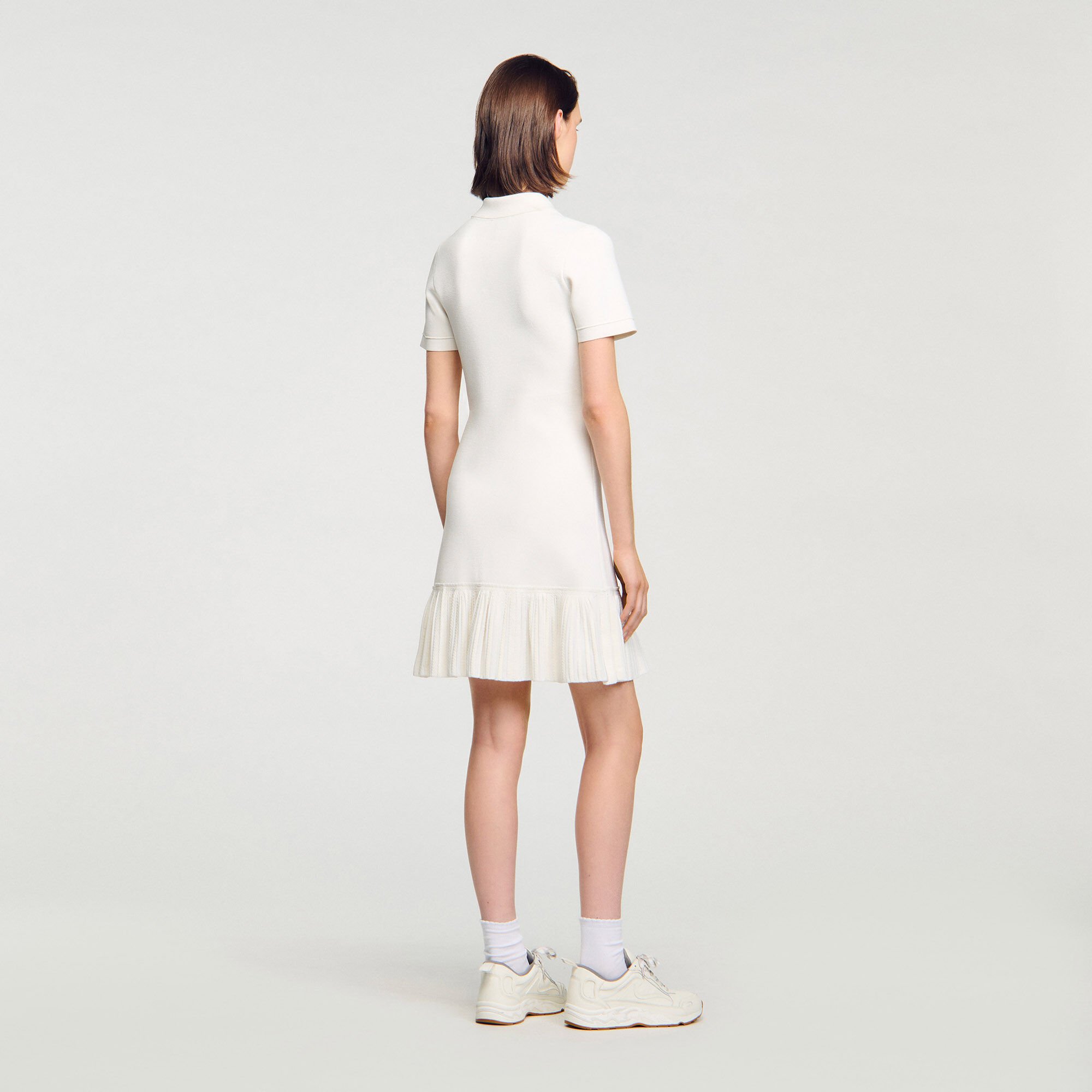 Robe courte en maille col polo